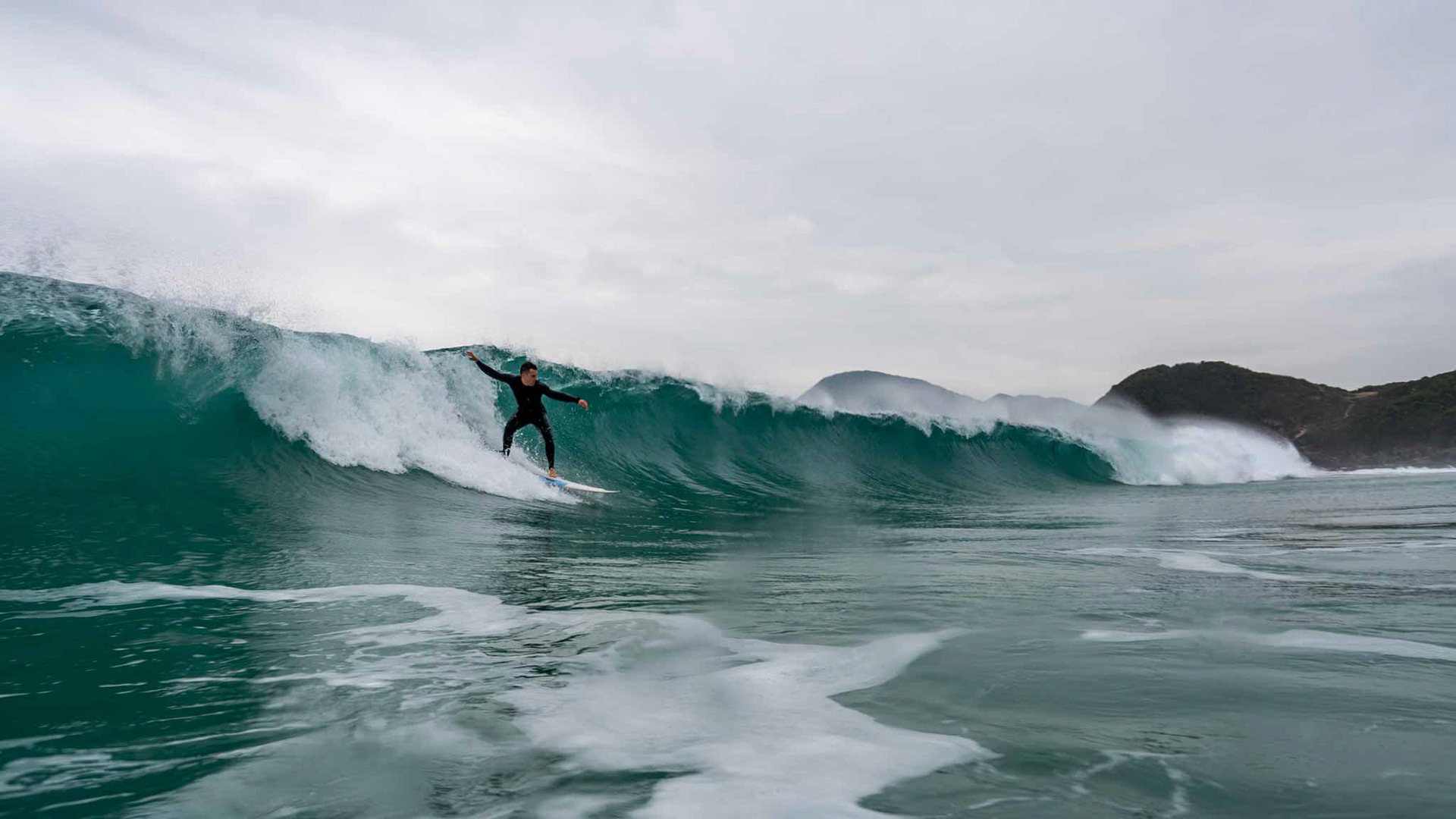 surfing  Tai Long beach