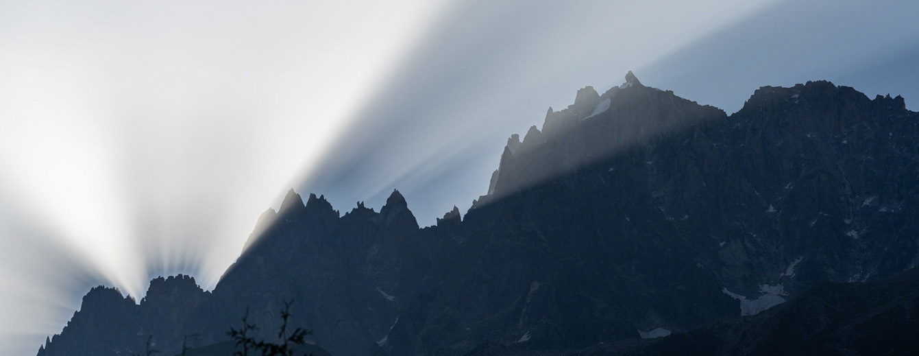 sunrise over the mountains