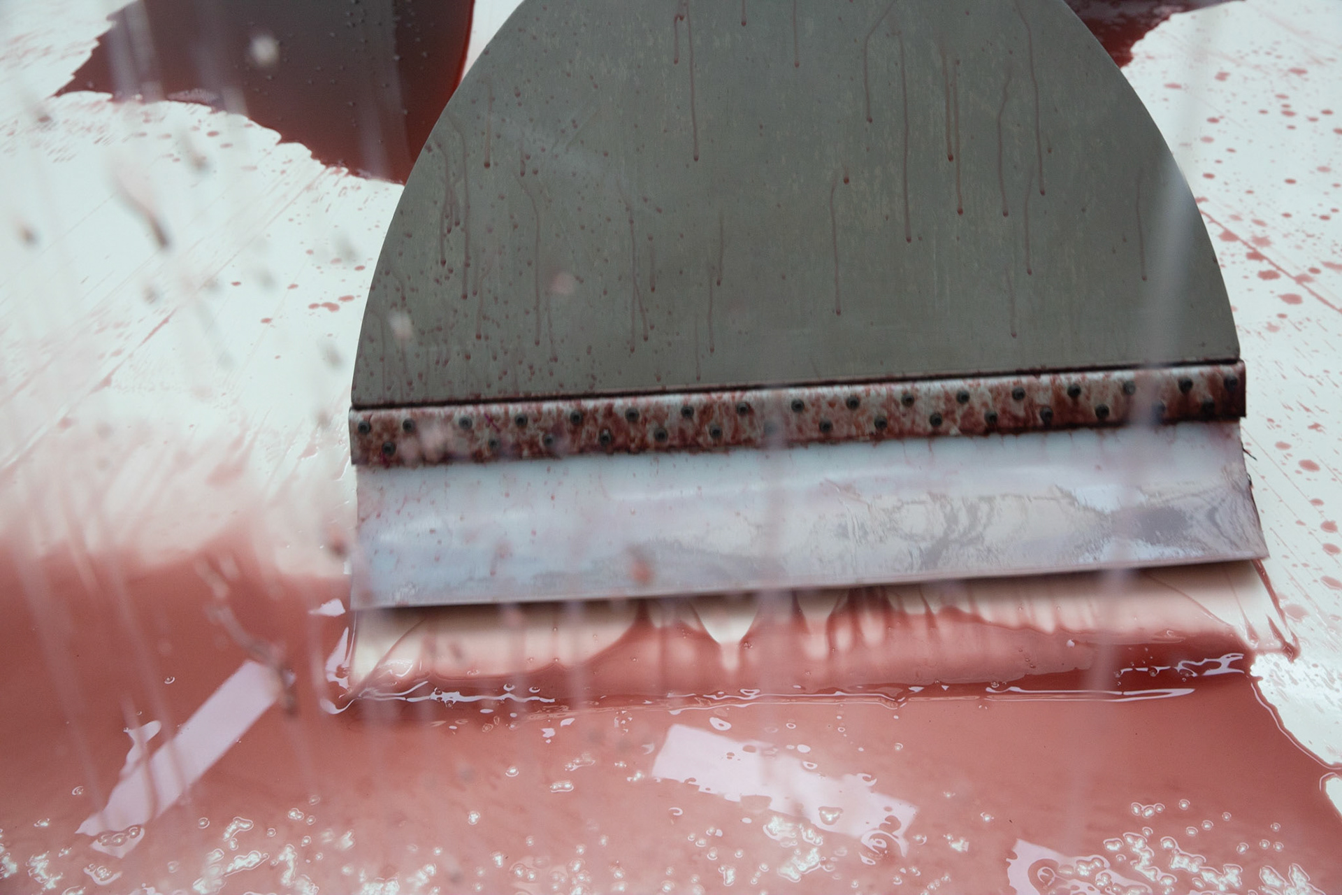 Sun Yuan and Peng Yu - Can’t Help Myself, 2016 - © Giovanni De Angelis