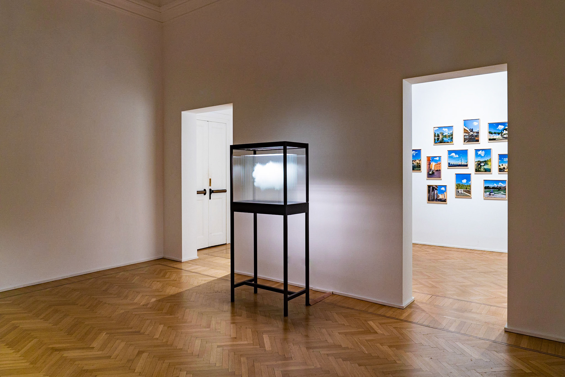 Leandro Erlich, Galleria Continua Roma, 2020 exhibition view 'Soprattutto' - photo: Giovanni De Angelis, © 2020