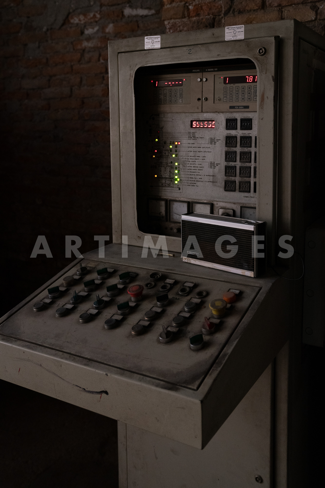 Gian Maria Tosatti, Storia della Notte e Destino delle Comete, Padiglione Italia, a cura di Eugenio Viola