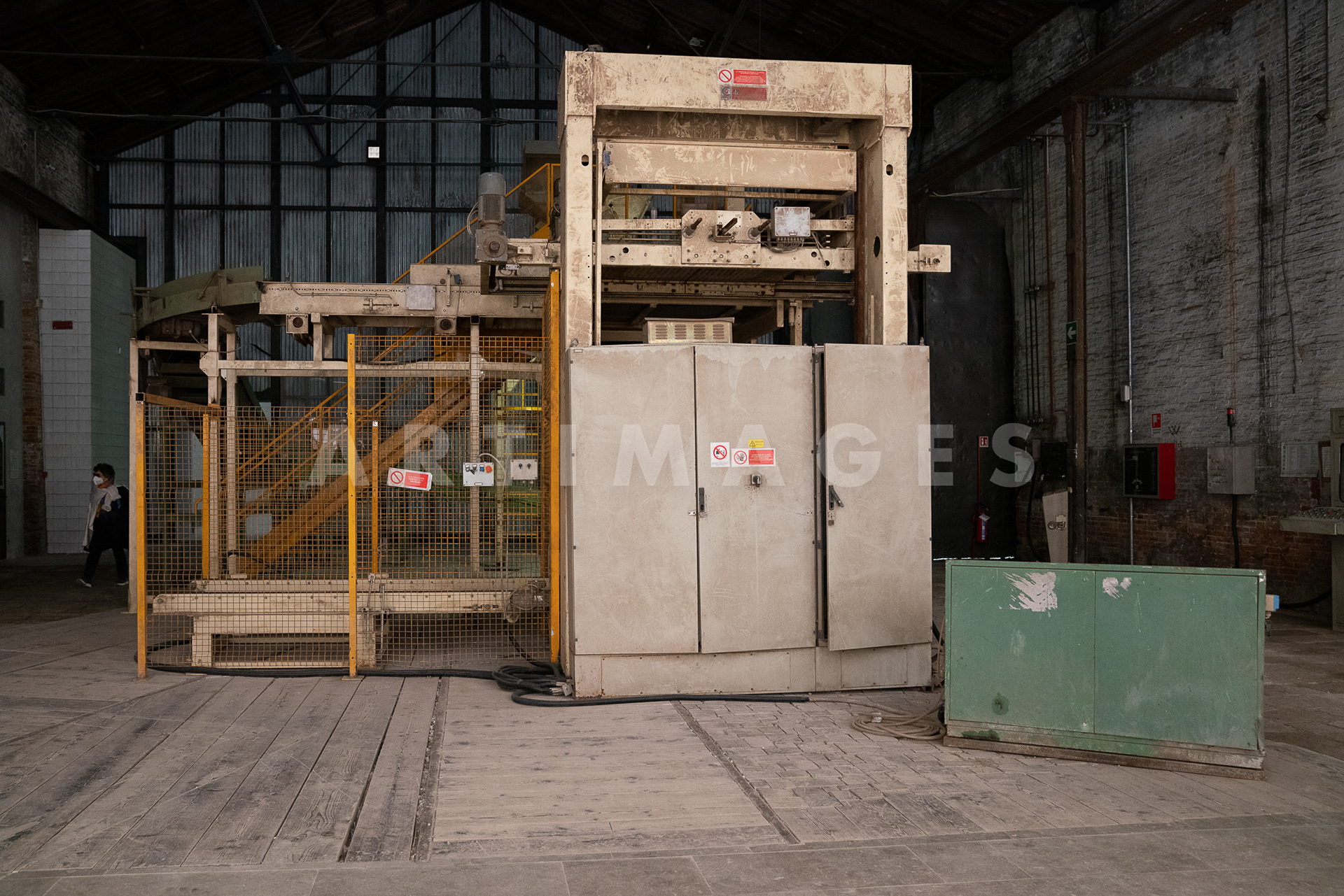 Gian Maria Tosatti, Storia della Notte e Destino delle Comete, Padiglione Italia, a cura di Eugenio Viola