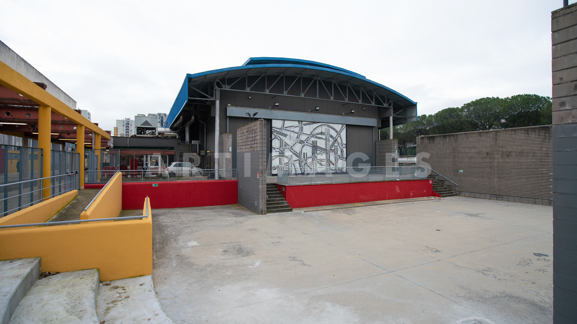 Sten e Lex, opera portone Teatro Tor Bella Monaca Roma, © Giovanni De Angelis 2021