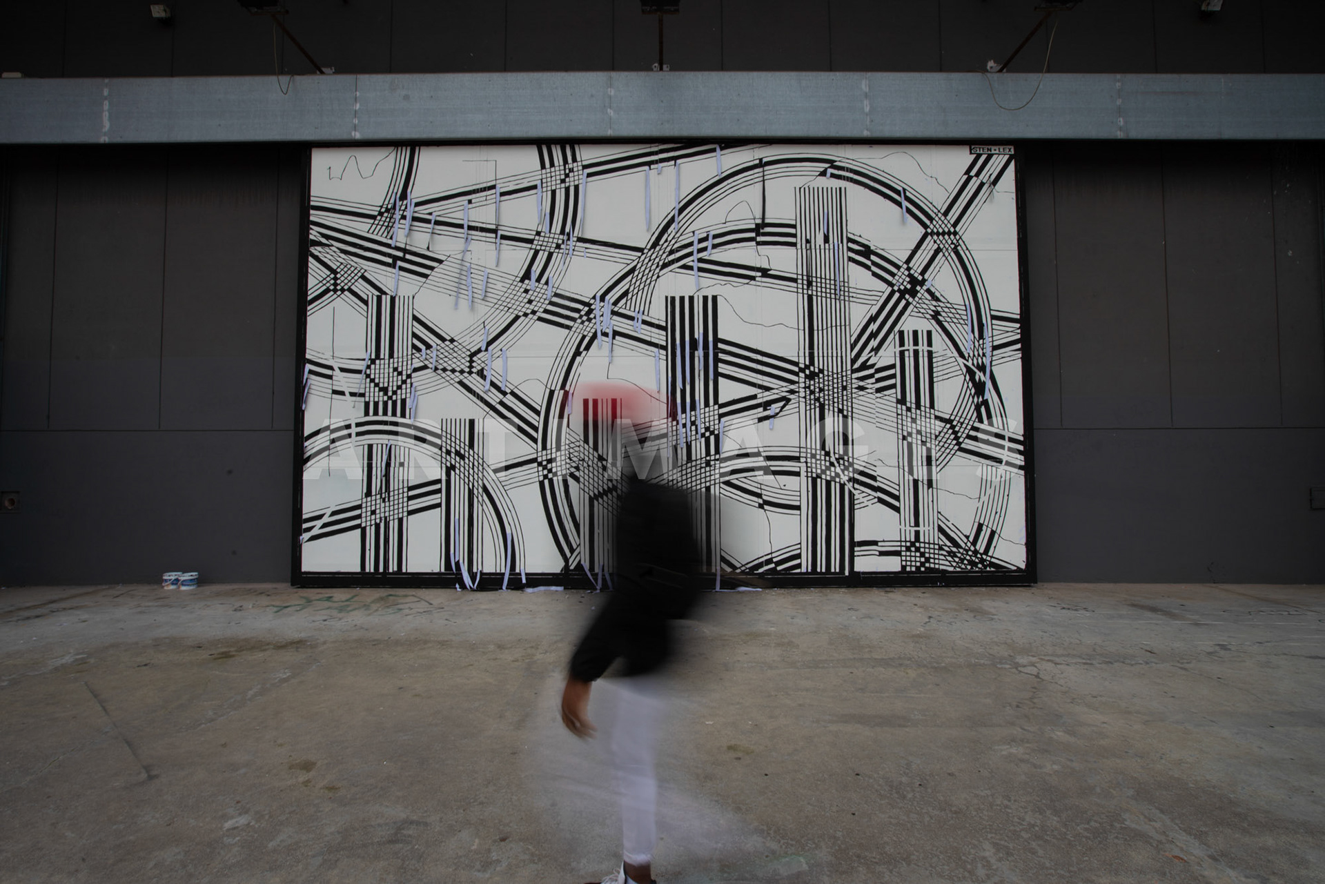 Sten e Lex, opera portone Teatro Tor Bella Monaca Roma, © Giovanni De Angelis 2021