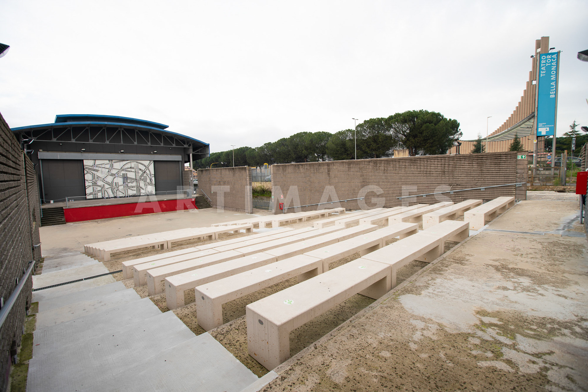 Sten e Lex, opera portone Teatro Tor Bella Monaca Roma, © Giovanni De Angelis 2021