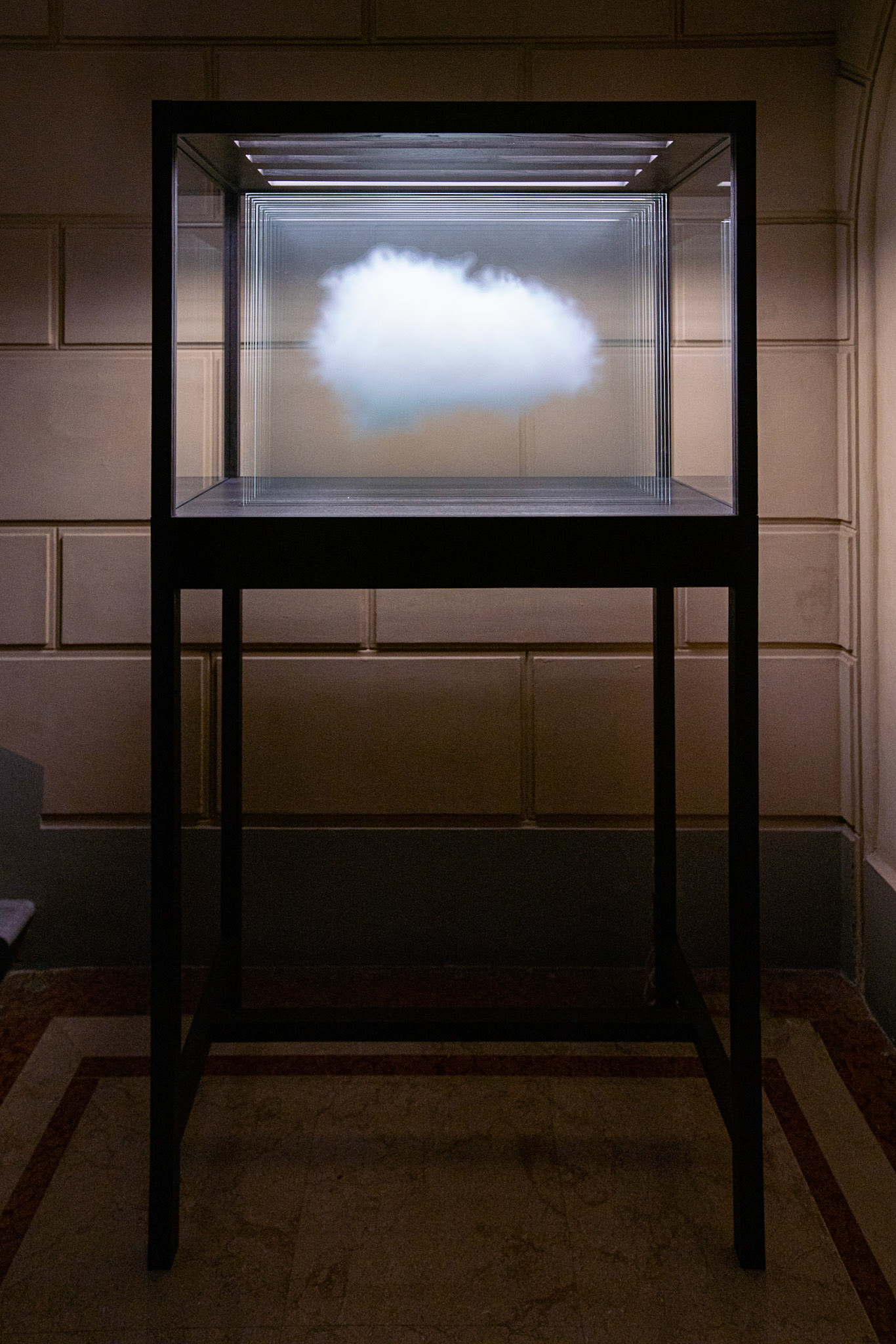 Leandro Erlich, Galleria Continua Roma, 2020 exhibition view 'Soprattutto' - photo: Giovanni De Angelis, © 2020
