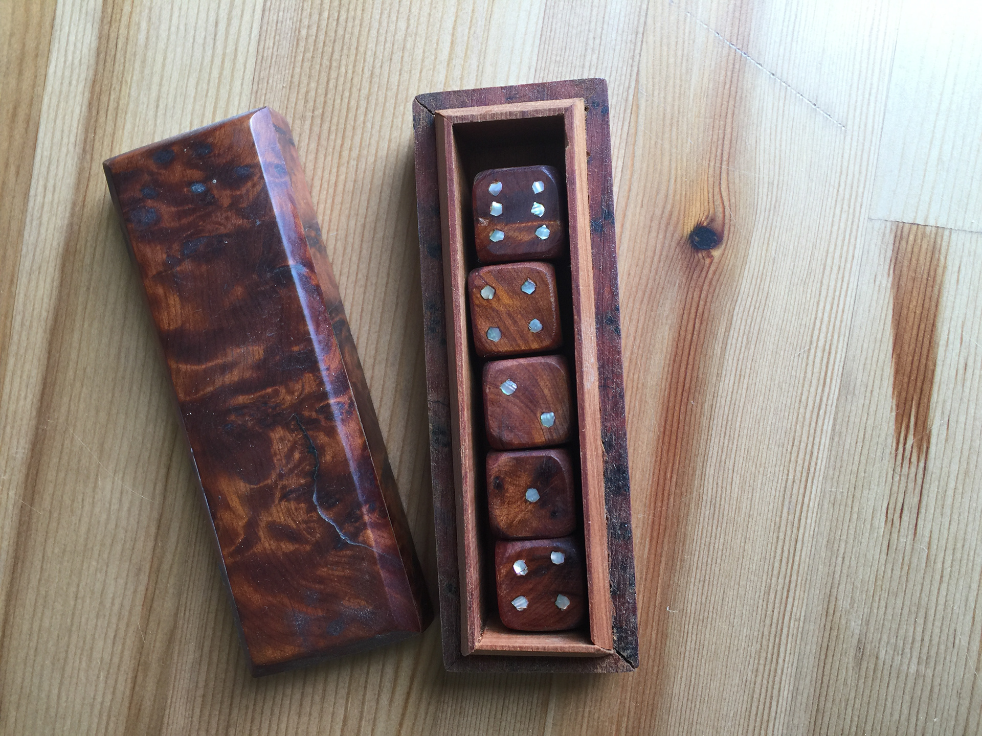 JEU 1 2: Prix 5 €