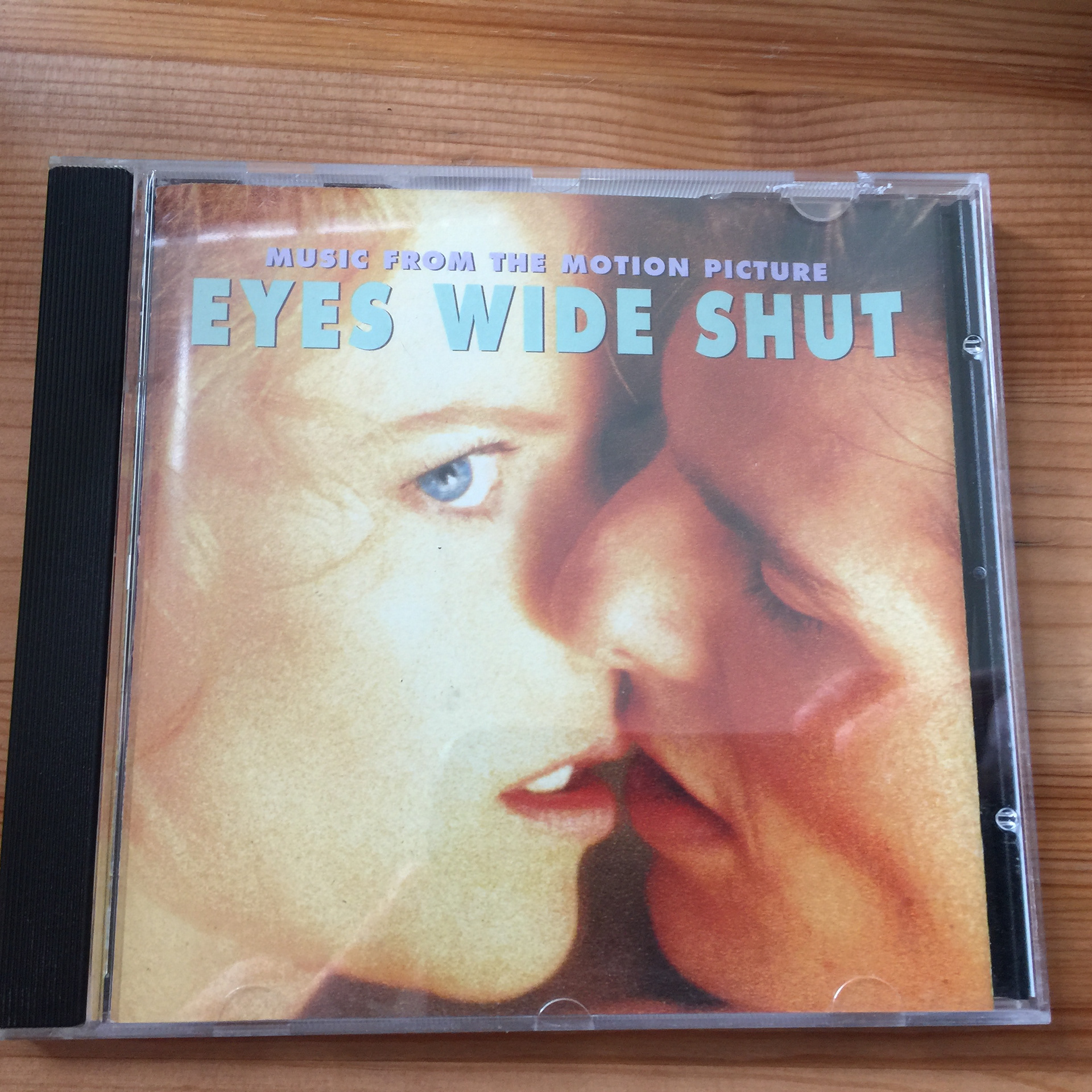 CD réf 28 : 3 €