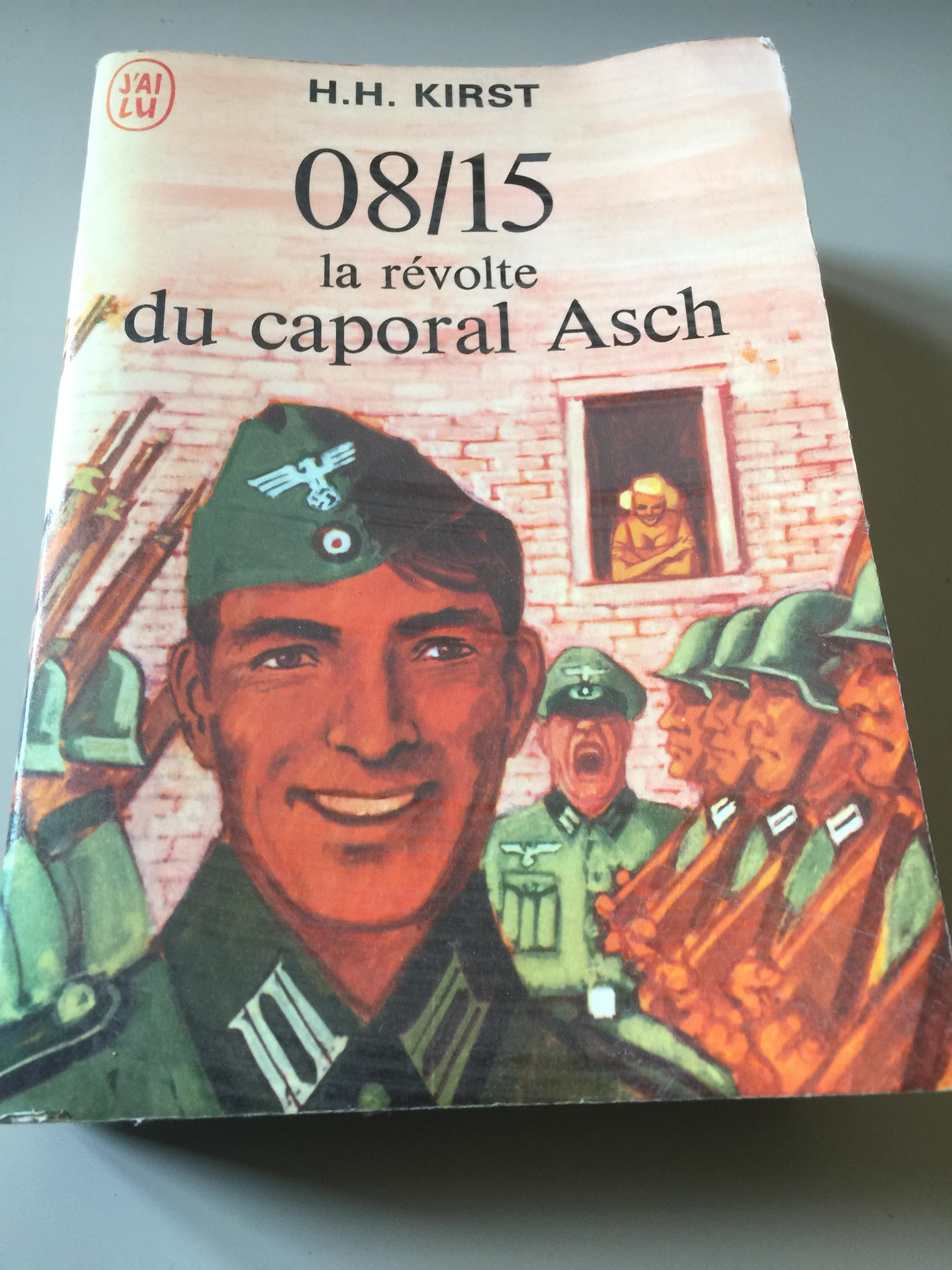 Livre 1. 2 €