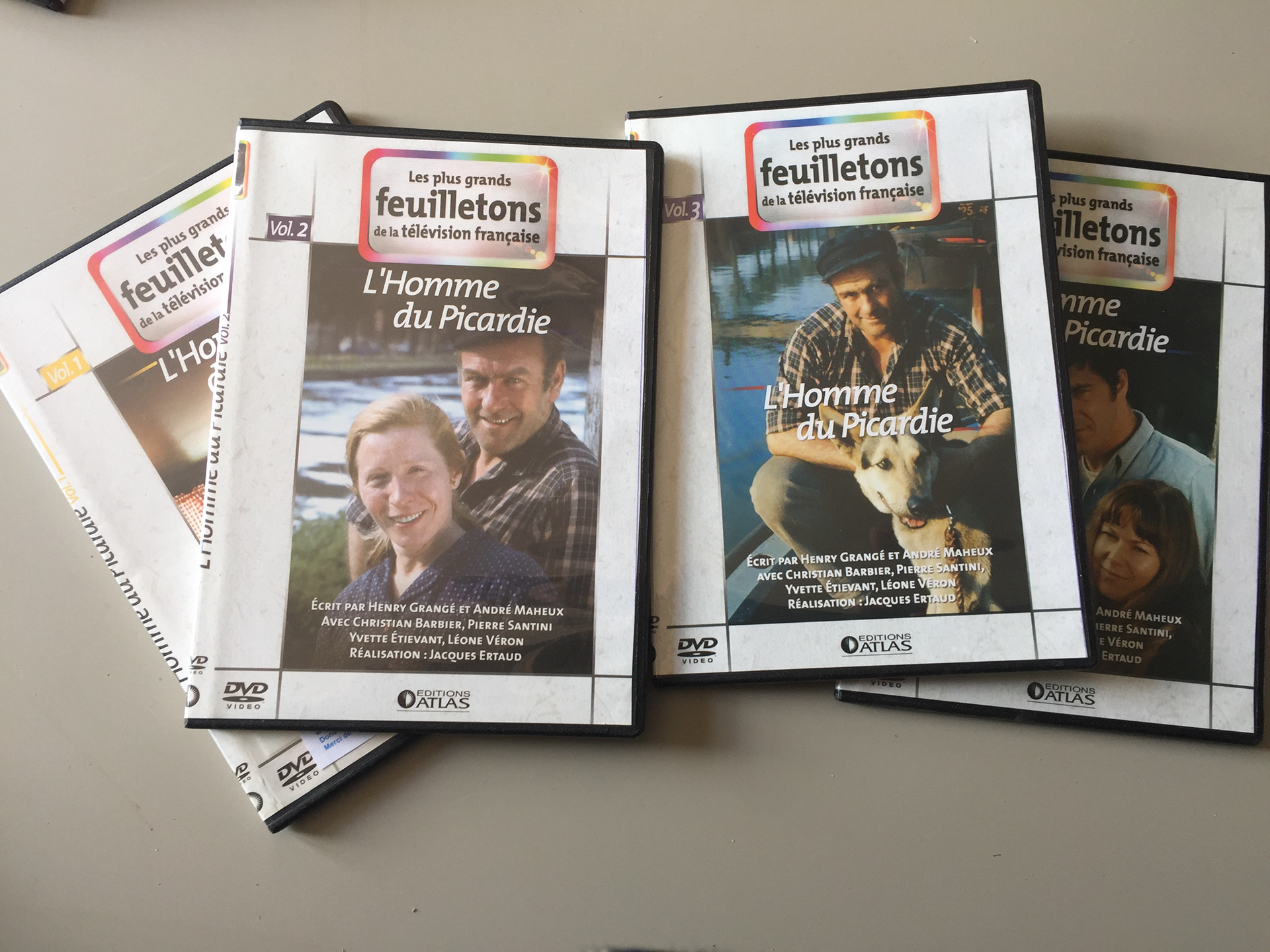 DVD 4 SERIE L'HOMME DU PICARDIE Prix 12 €