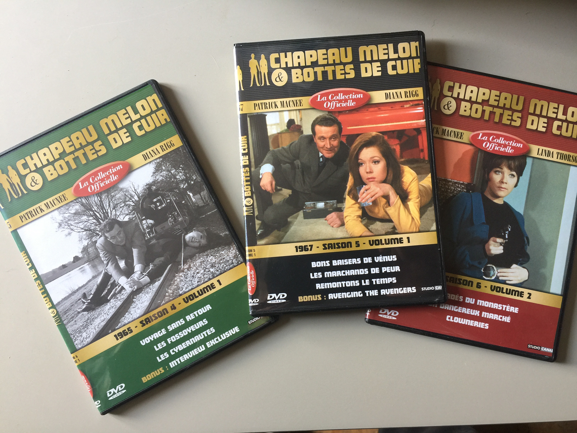 DVD 36 SERIE CHAPEAU MELON Prix 15 €