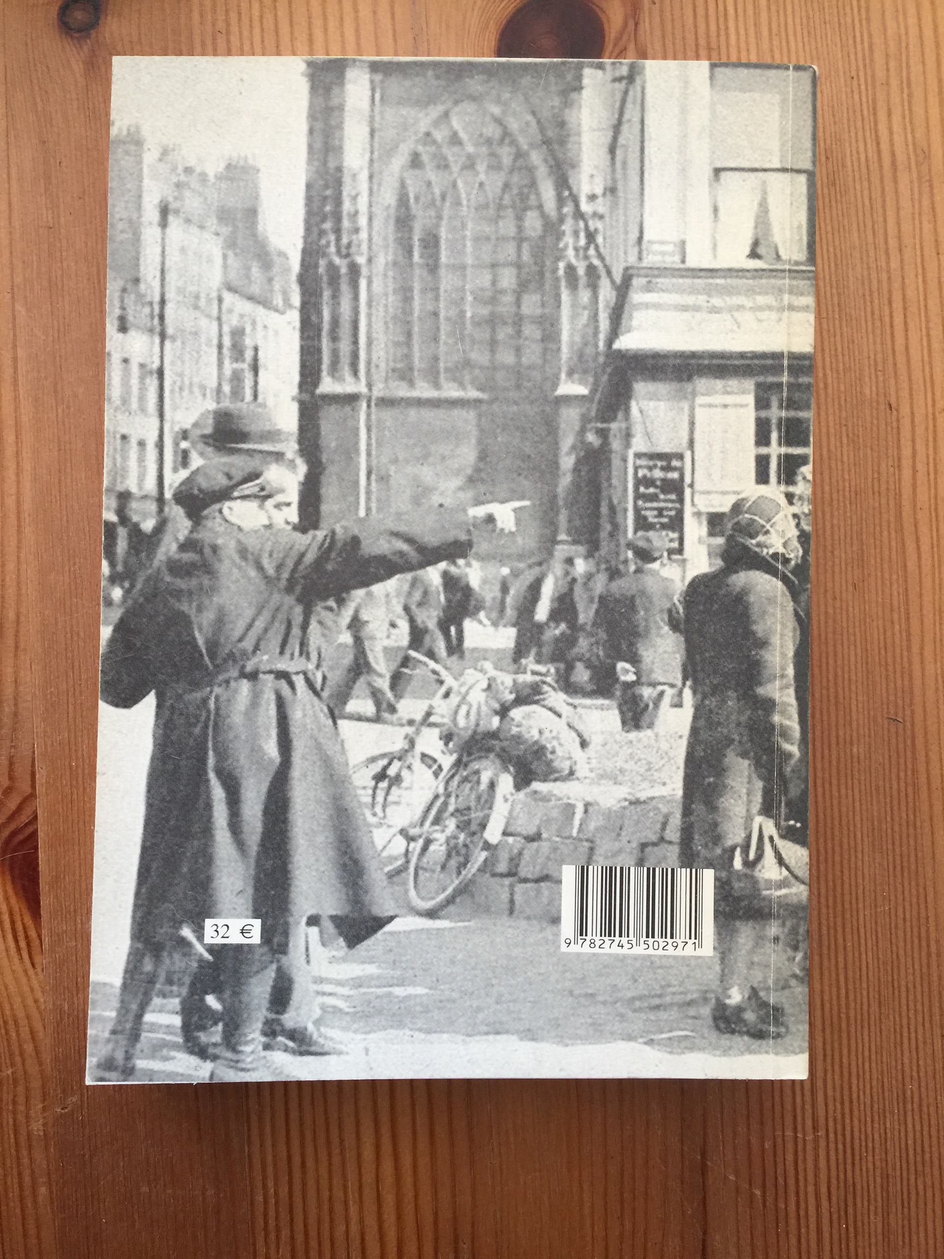 réf a19 - -- 3 €