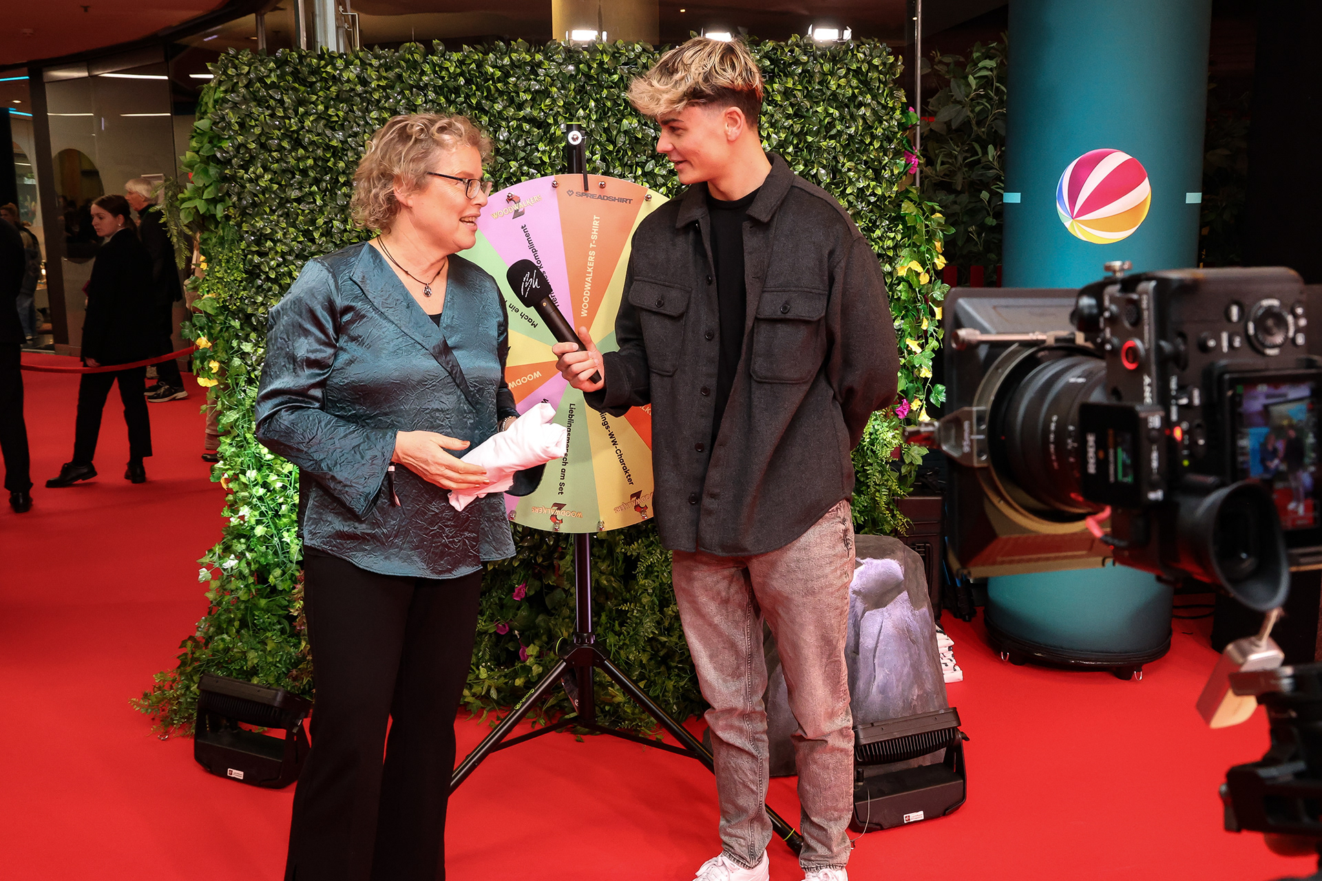 Woodwalkers 2 Premiere mit Katja Brandis | Benni BK  (C: Kurt Krieger)