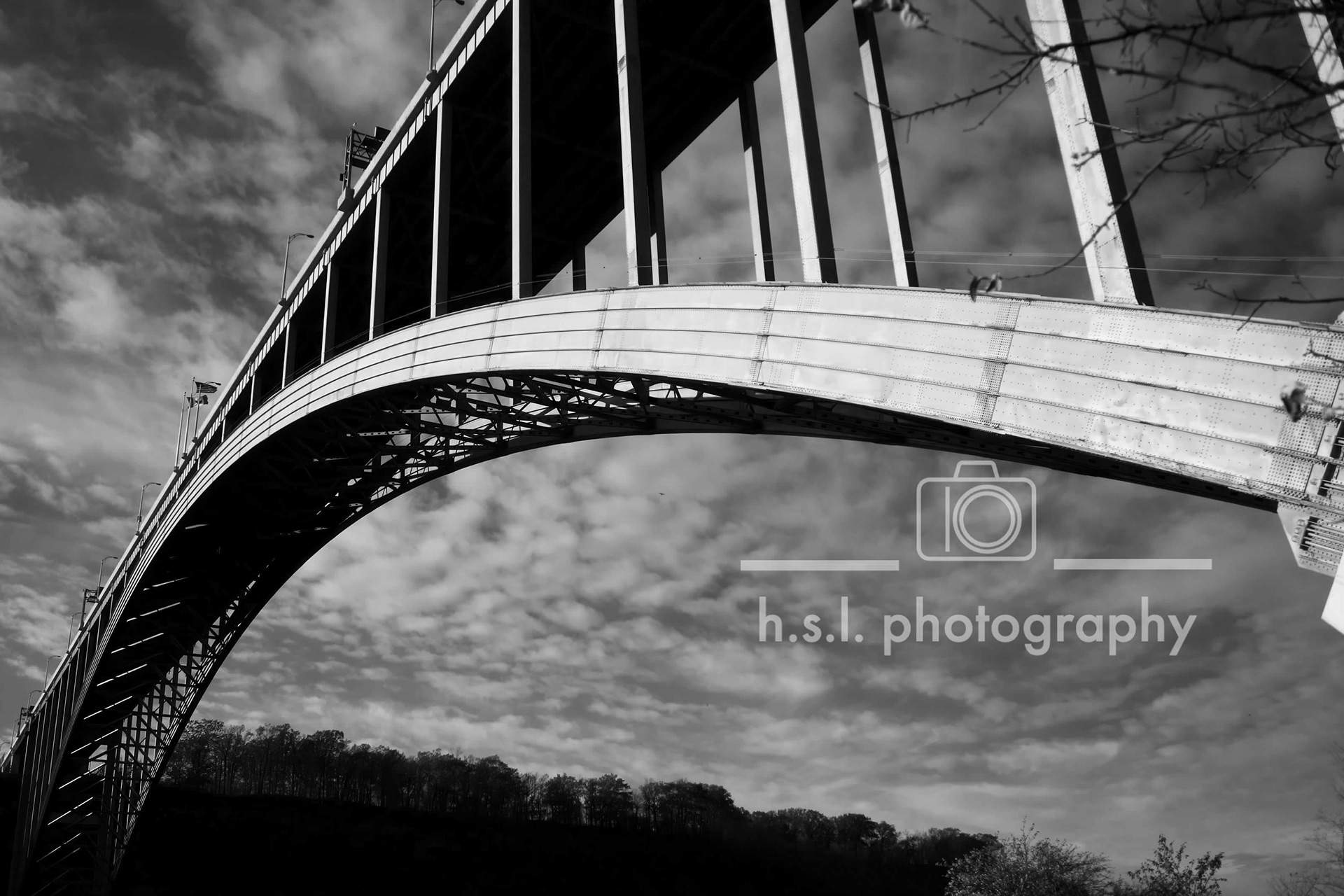 Queenston-Lewiston Bridge, Lewiston