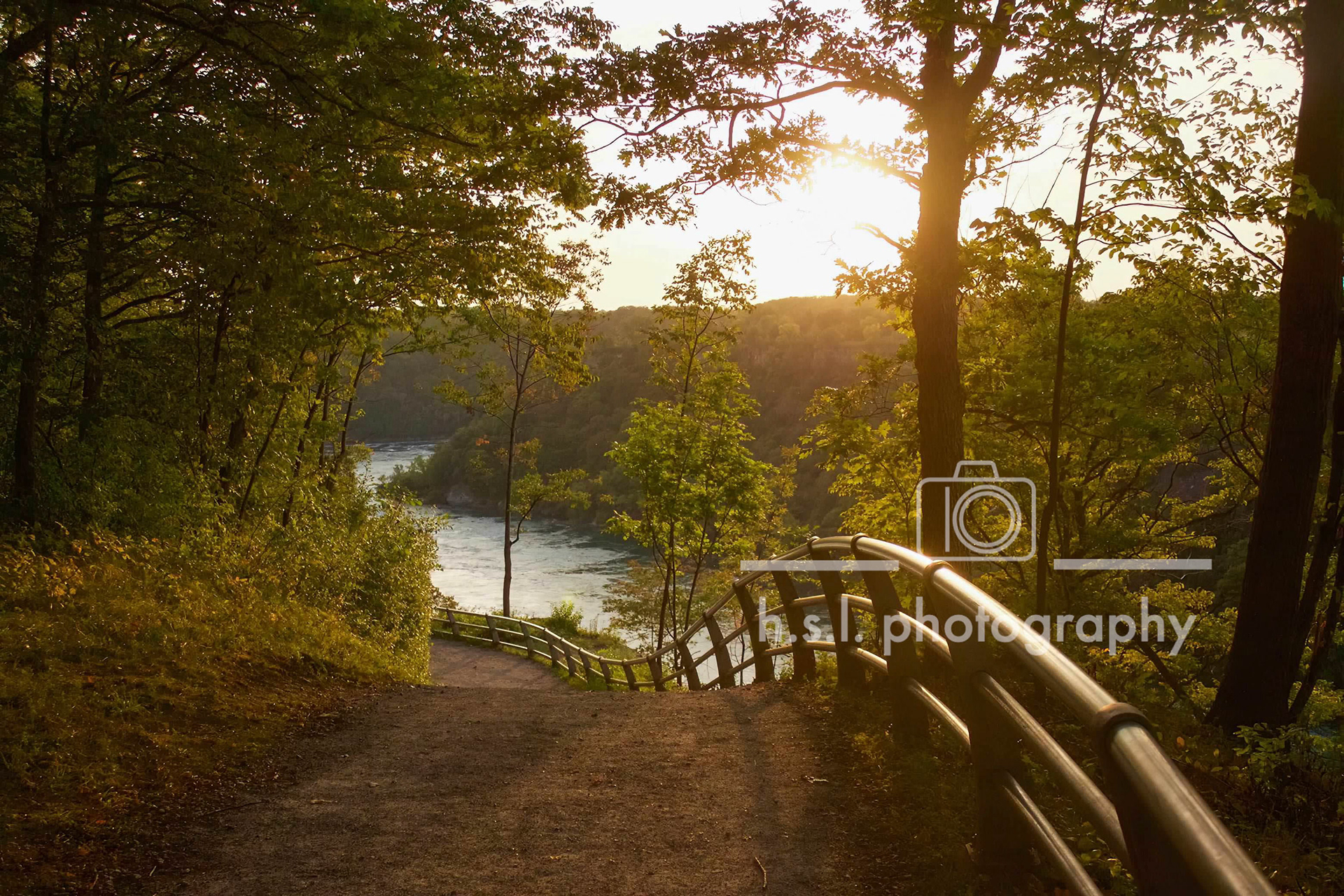 Devil's Hole State Park