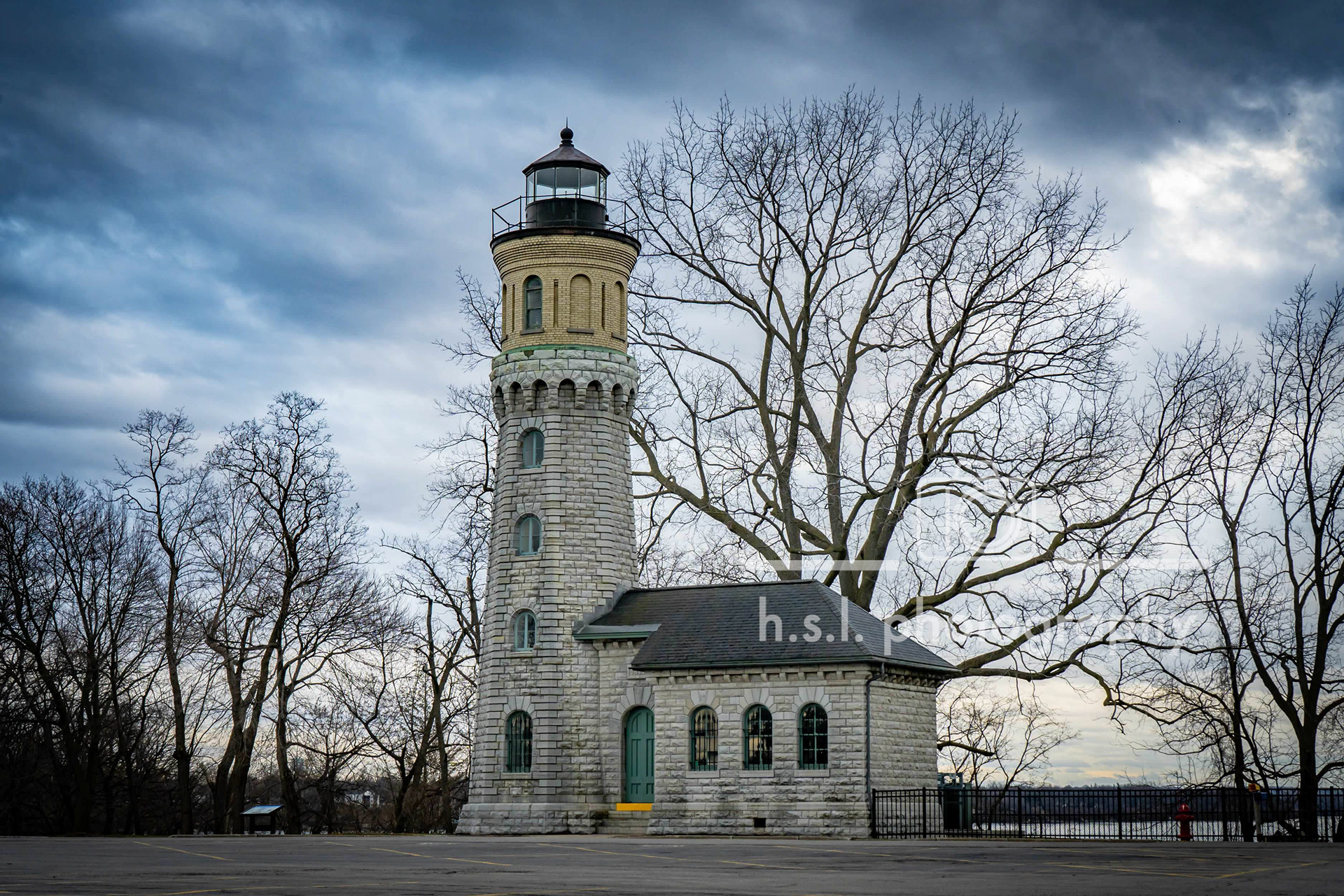 Old Fort Niagara Lighthouse