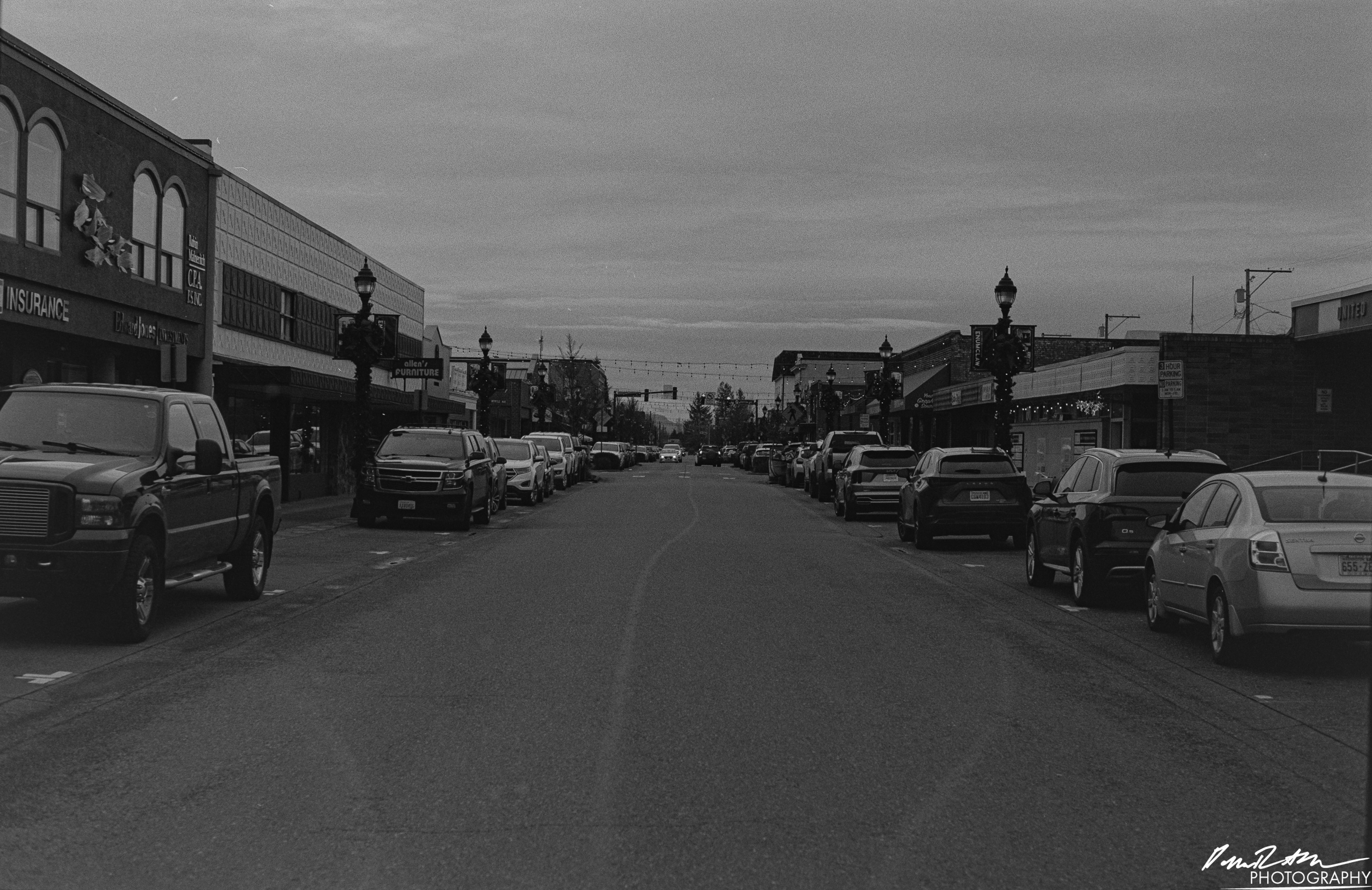 B&W HP Ilford 200 - Enumclaw WA