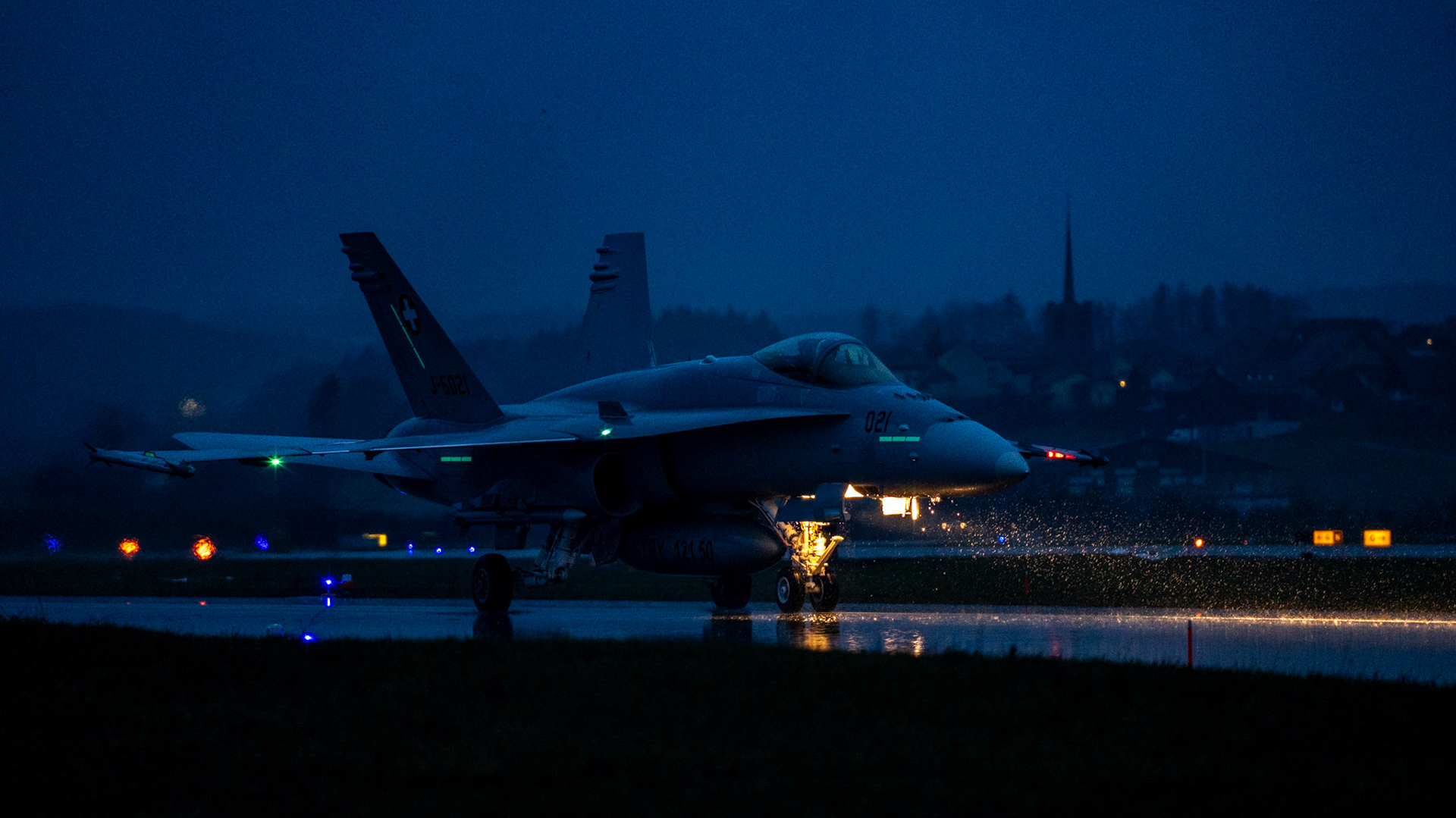 Evening Hornet