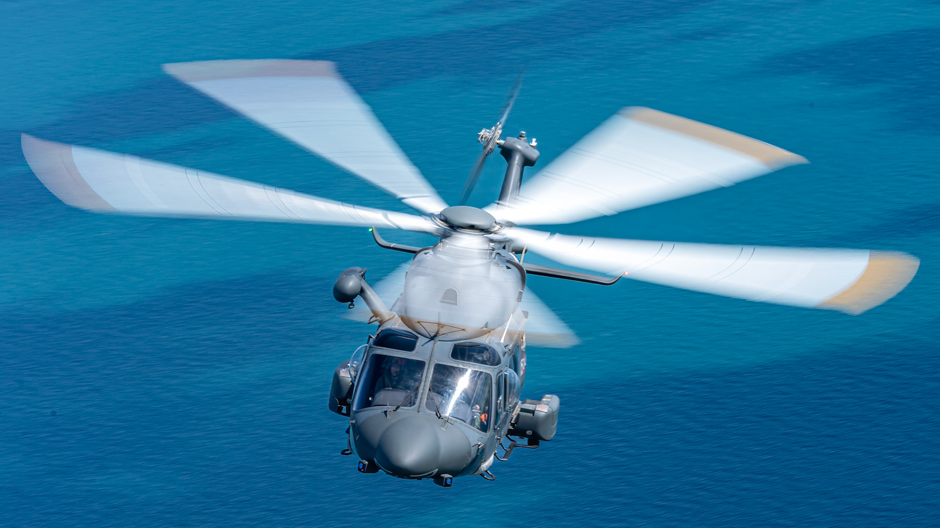 AW-139