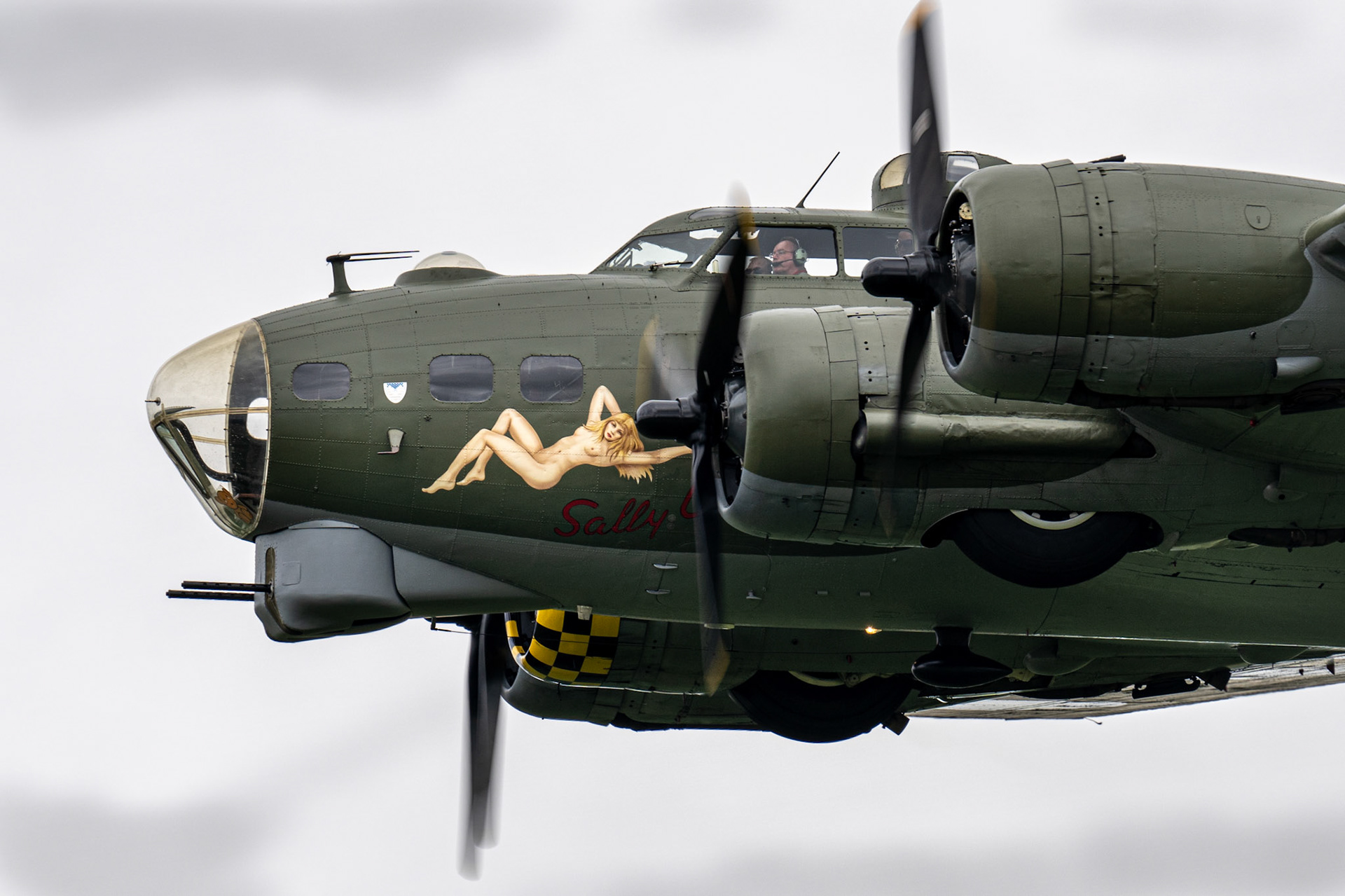 Boeing B-17 Flying Fortress Sally B