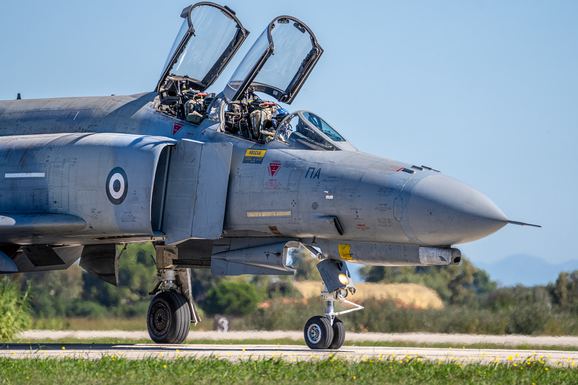 HAF F-4E