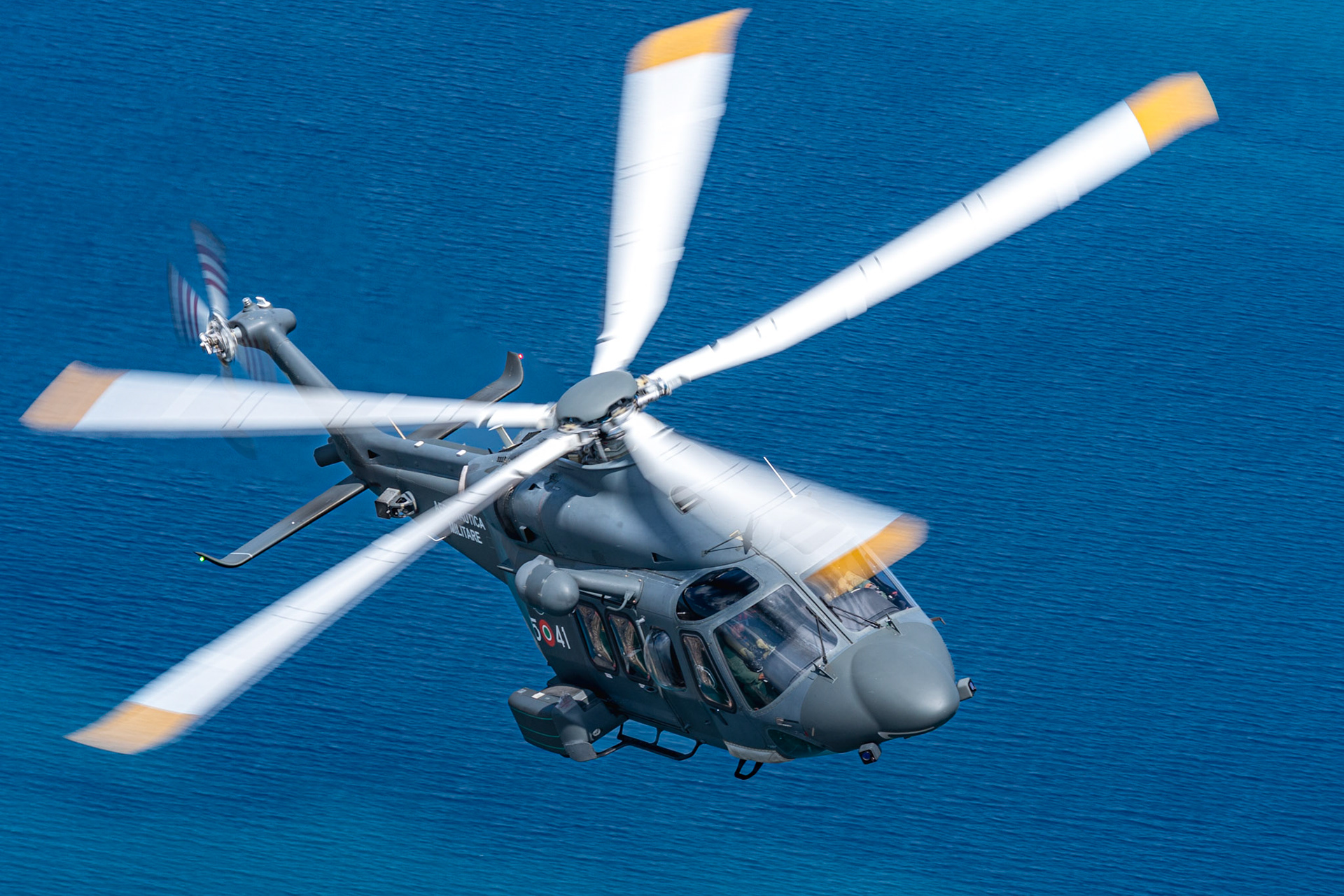 AW-139