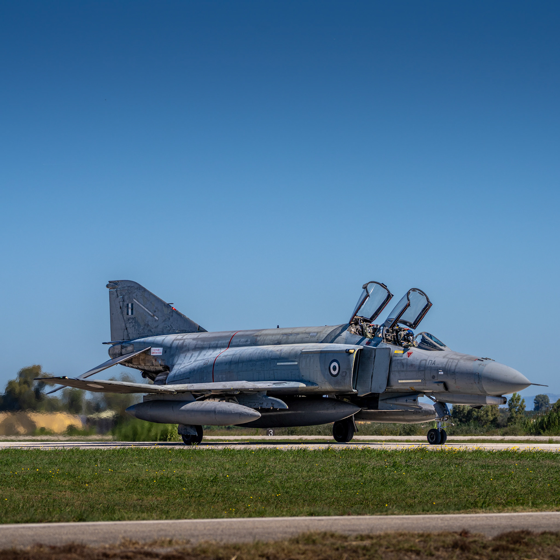 HAF F-4E