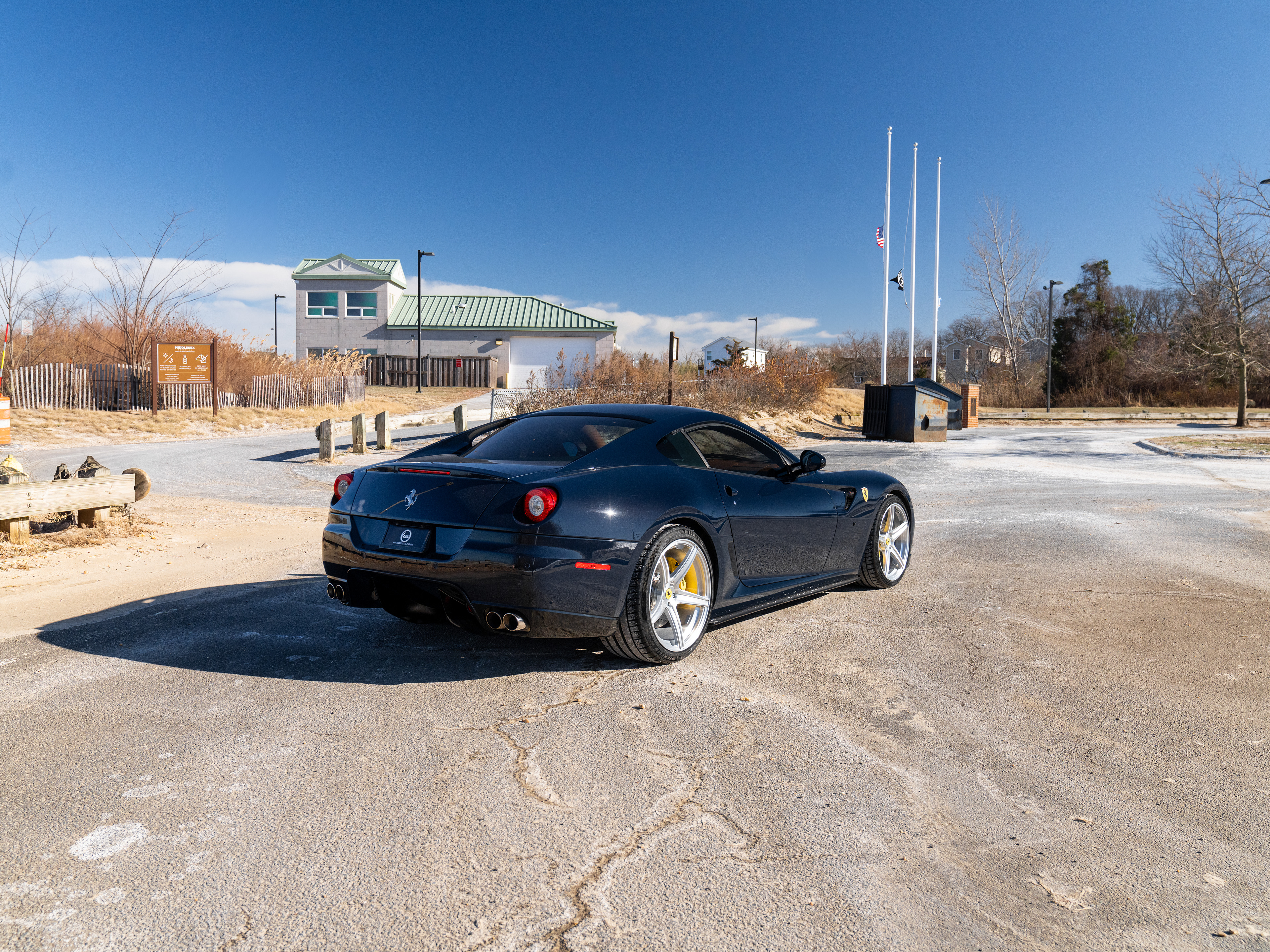 1.9.25 Ferrari 599