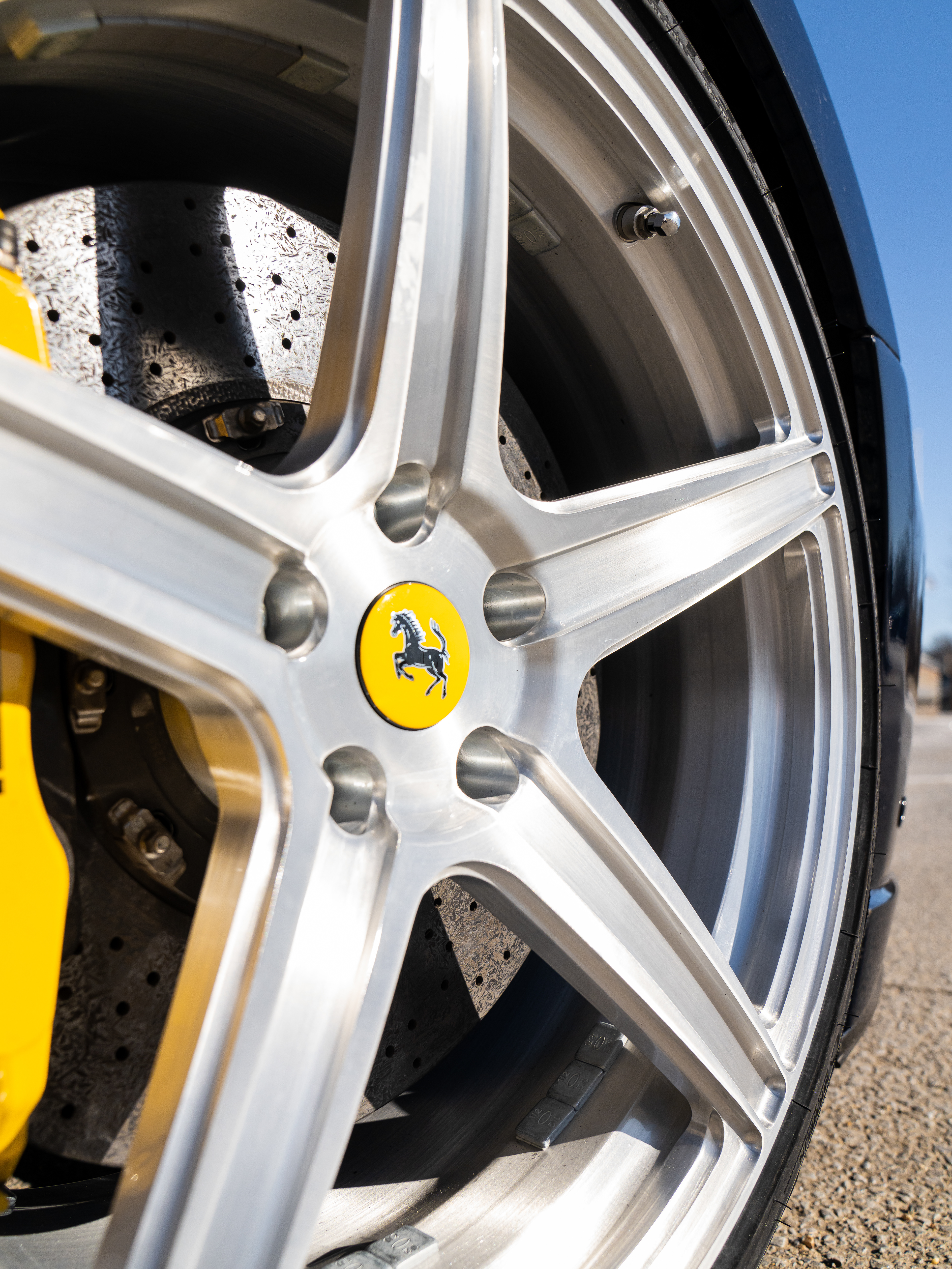 1.9.25 Ferrari 599
