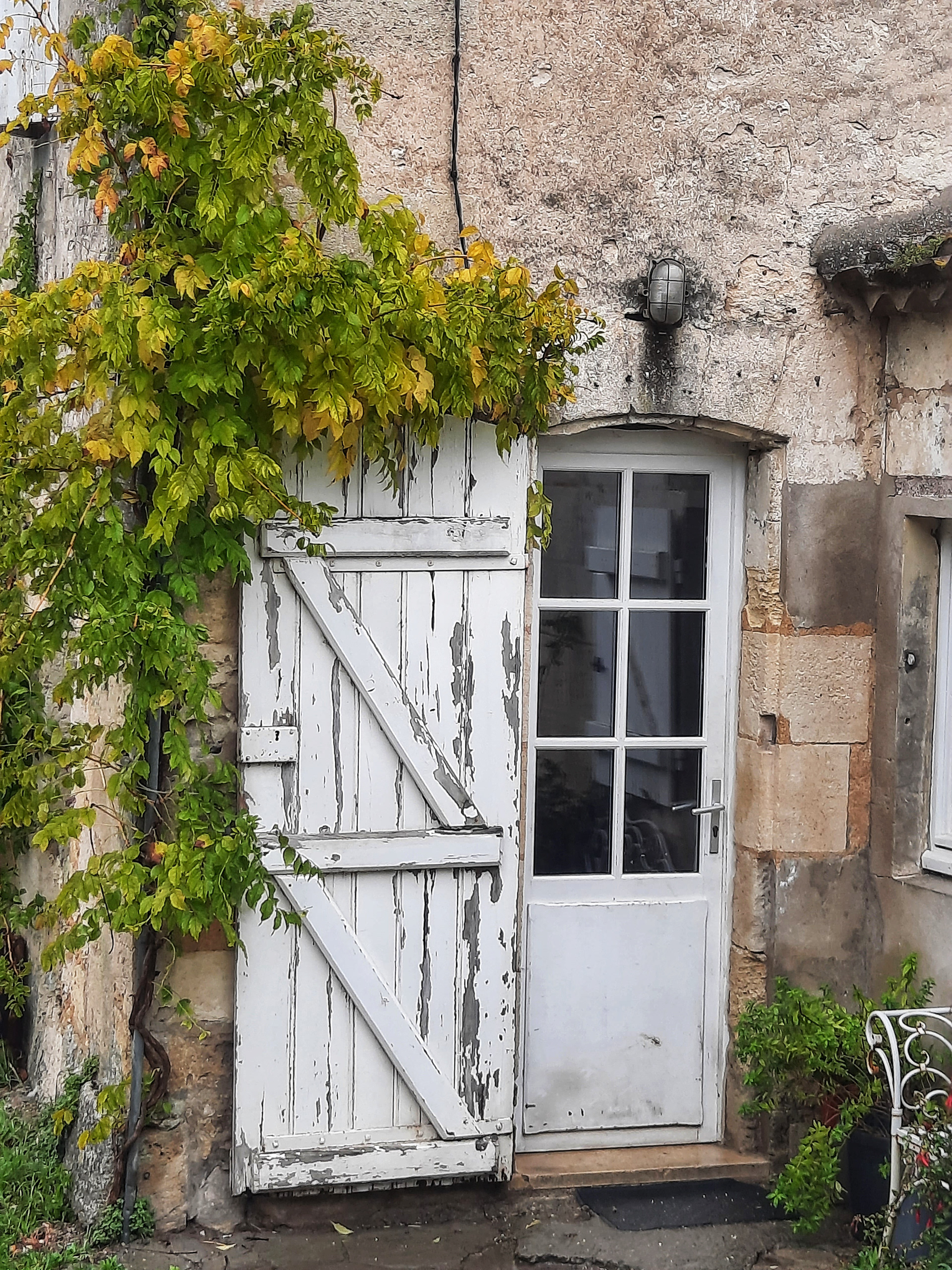 Lovely doors in Saint Emilion