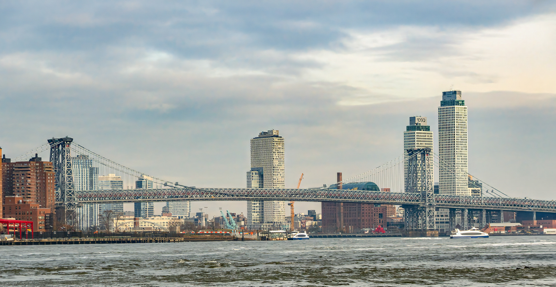 View from Brooklyn to New York 2025