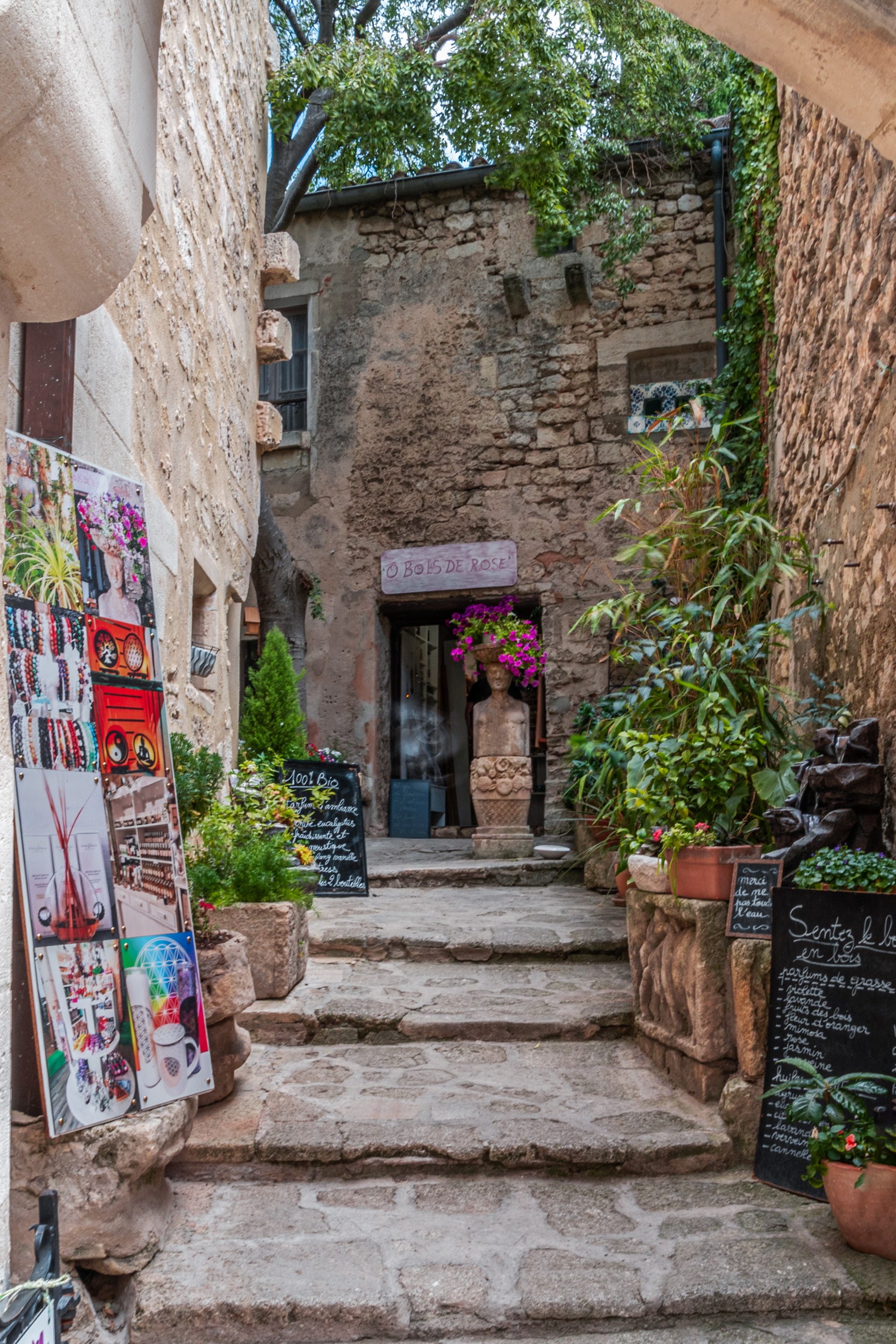 Cobblestone street in Les Baux de Provence