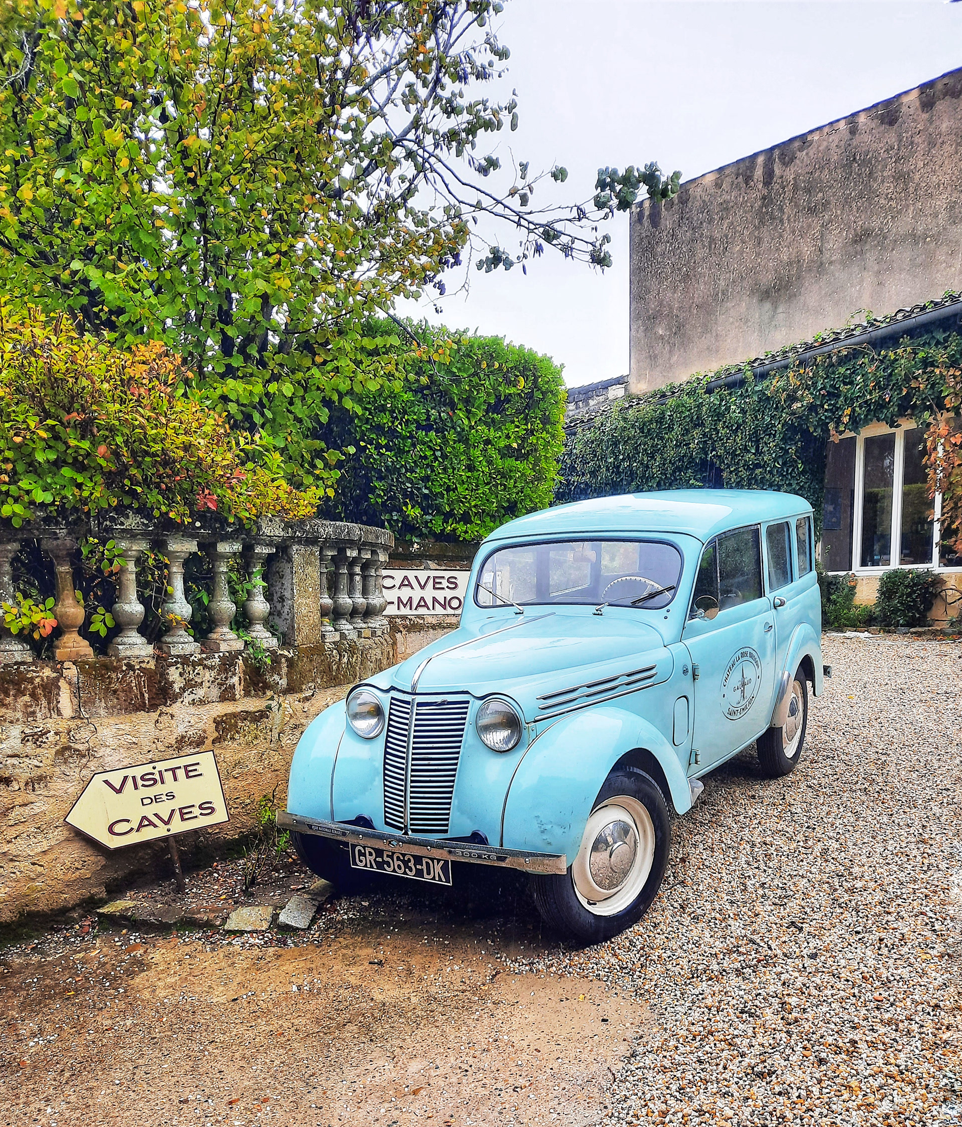 Ride to the wine village in style - Saint Emilion