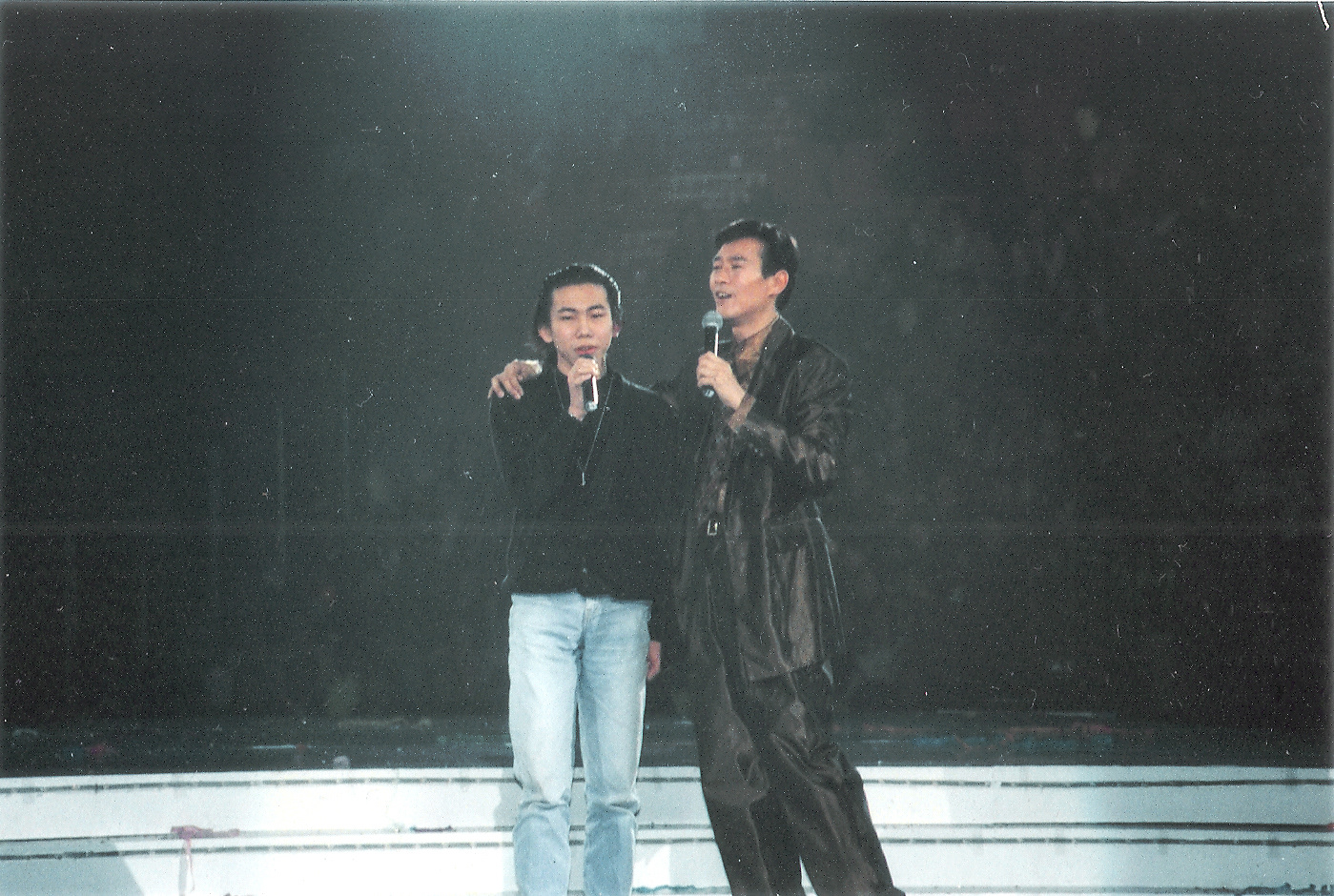 紅磡體育館《娛樂天王鄭少秋演唱會》歌曲演唱