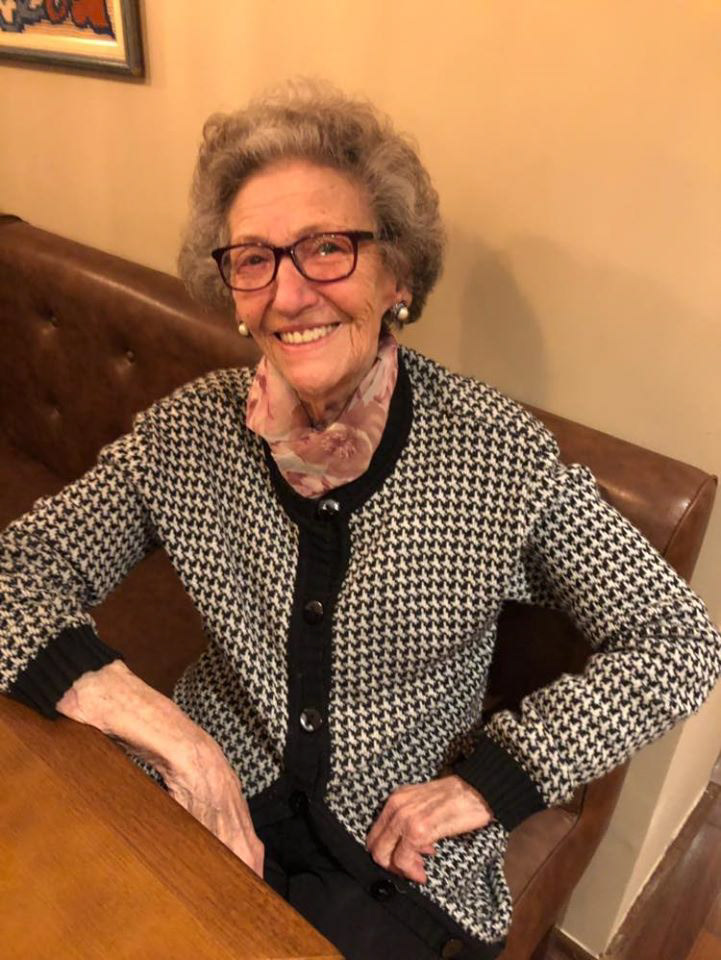 Dona Santa, inspiração do desenho e restaurante Bisa Maria