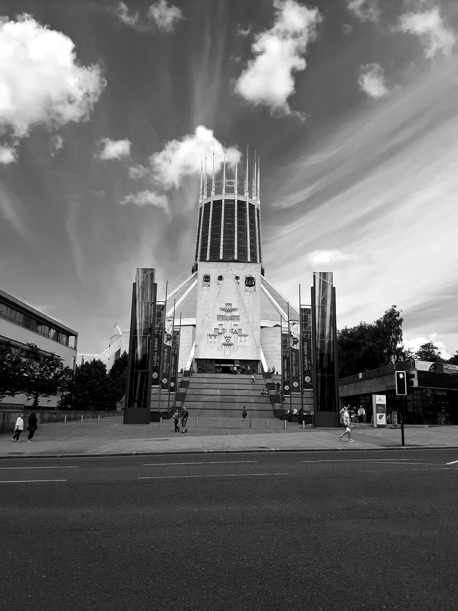 Paddy's wigwam, b7w, 2017