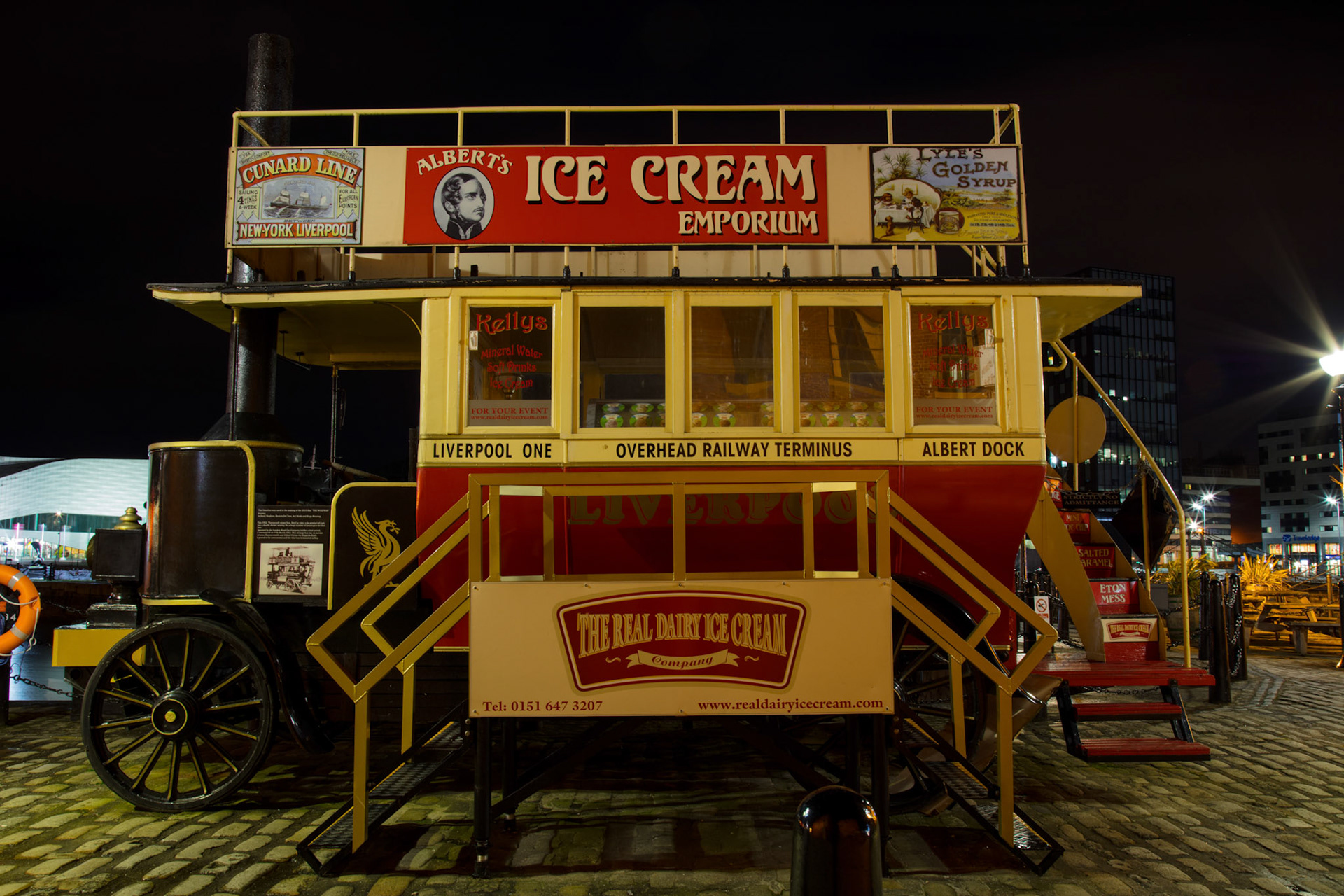 Trolley bus ice cream cafe, Albert Dock, 2018