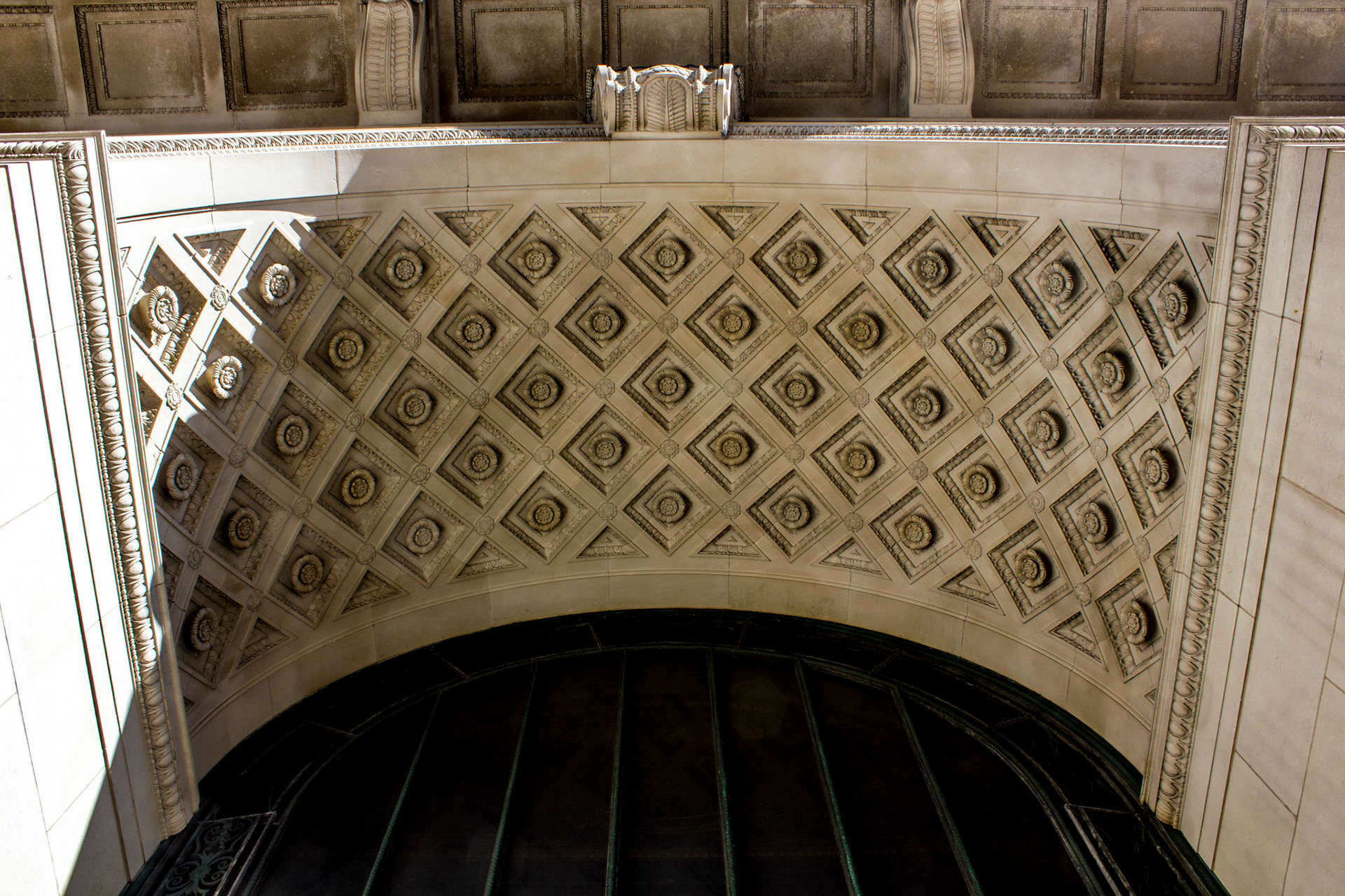 Martin's Bank building arch, 2018