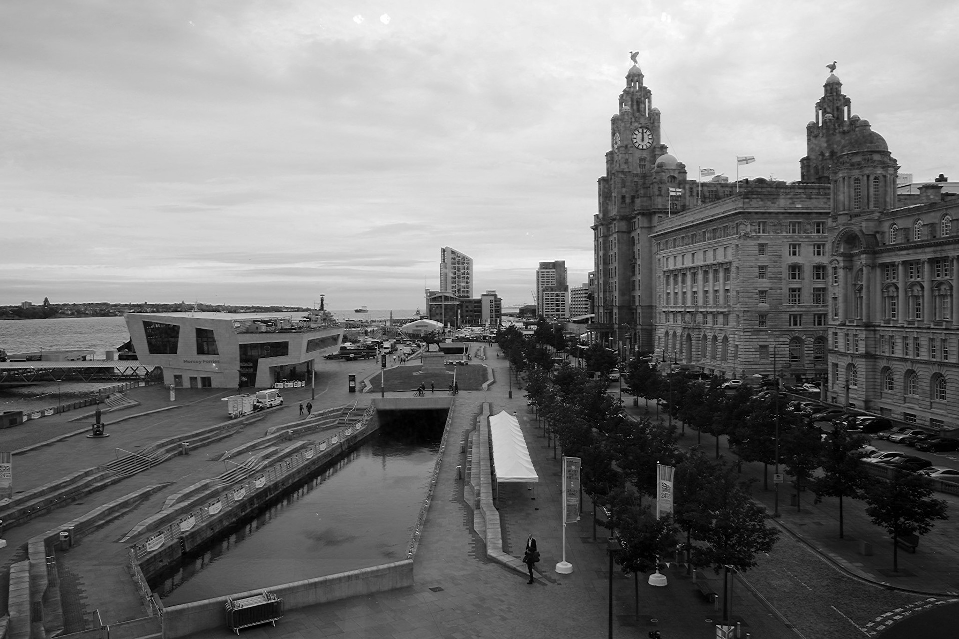 Liverpool Pier Head, b&w, 2017