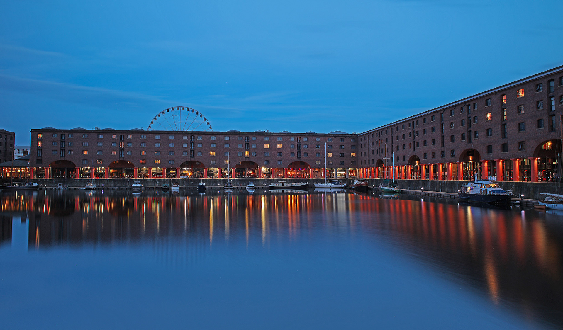 Albert Dock, 2017