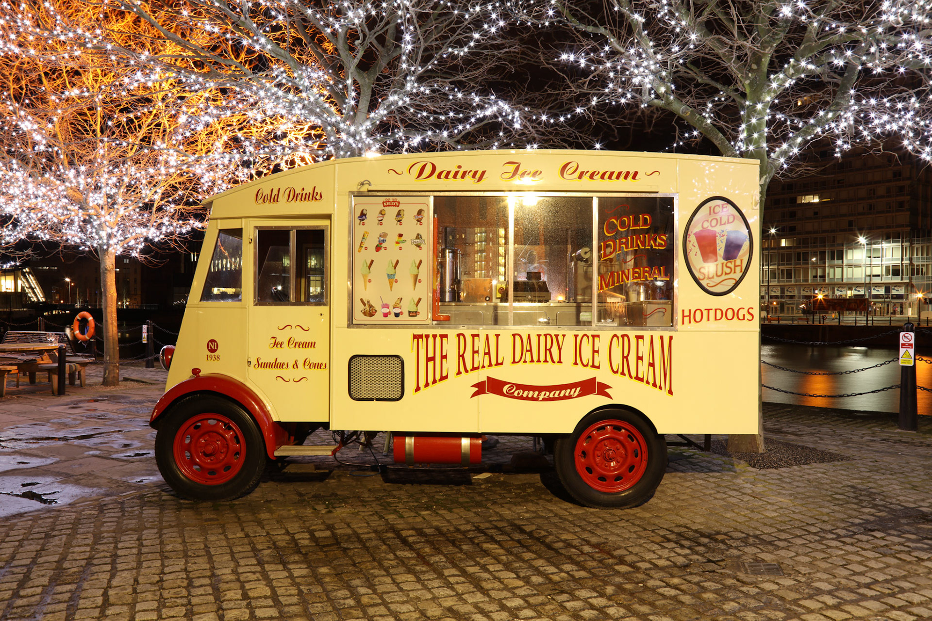 Ice Cream Van, Albert Dock, 2018