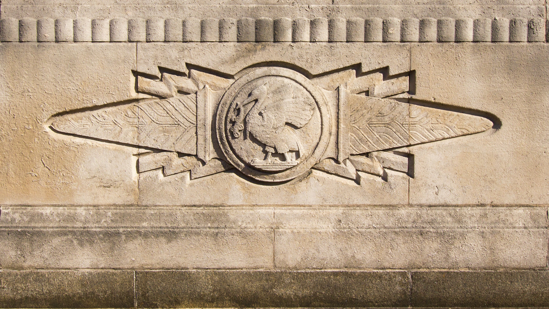 Liver Bird motif on the Goree, 2018