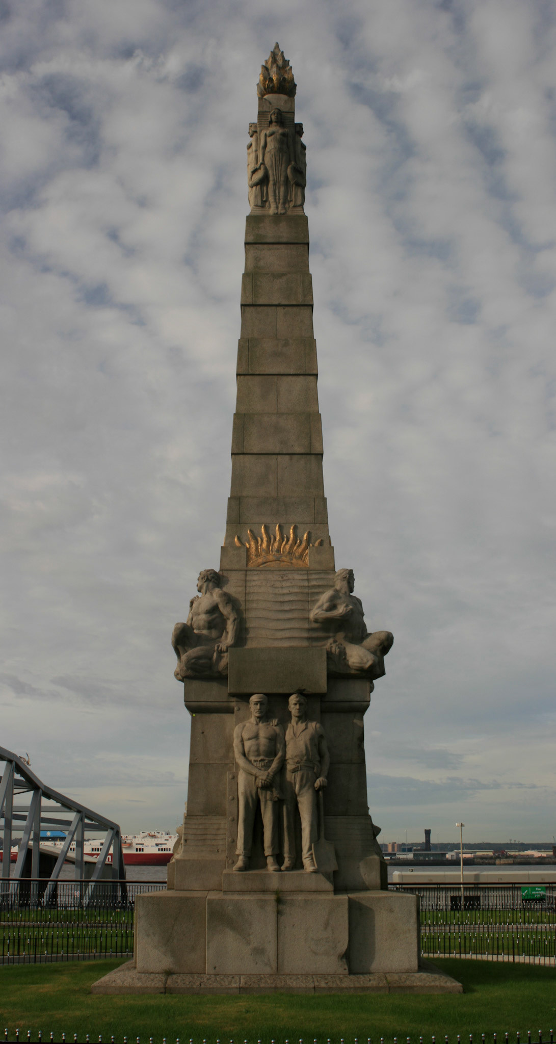 Naval War Memorial , Pier Head, 2009