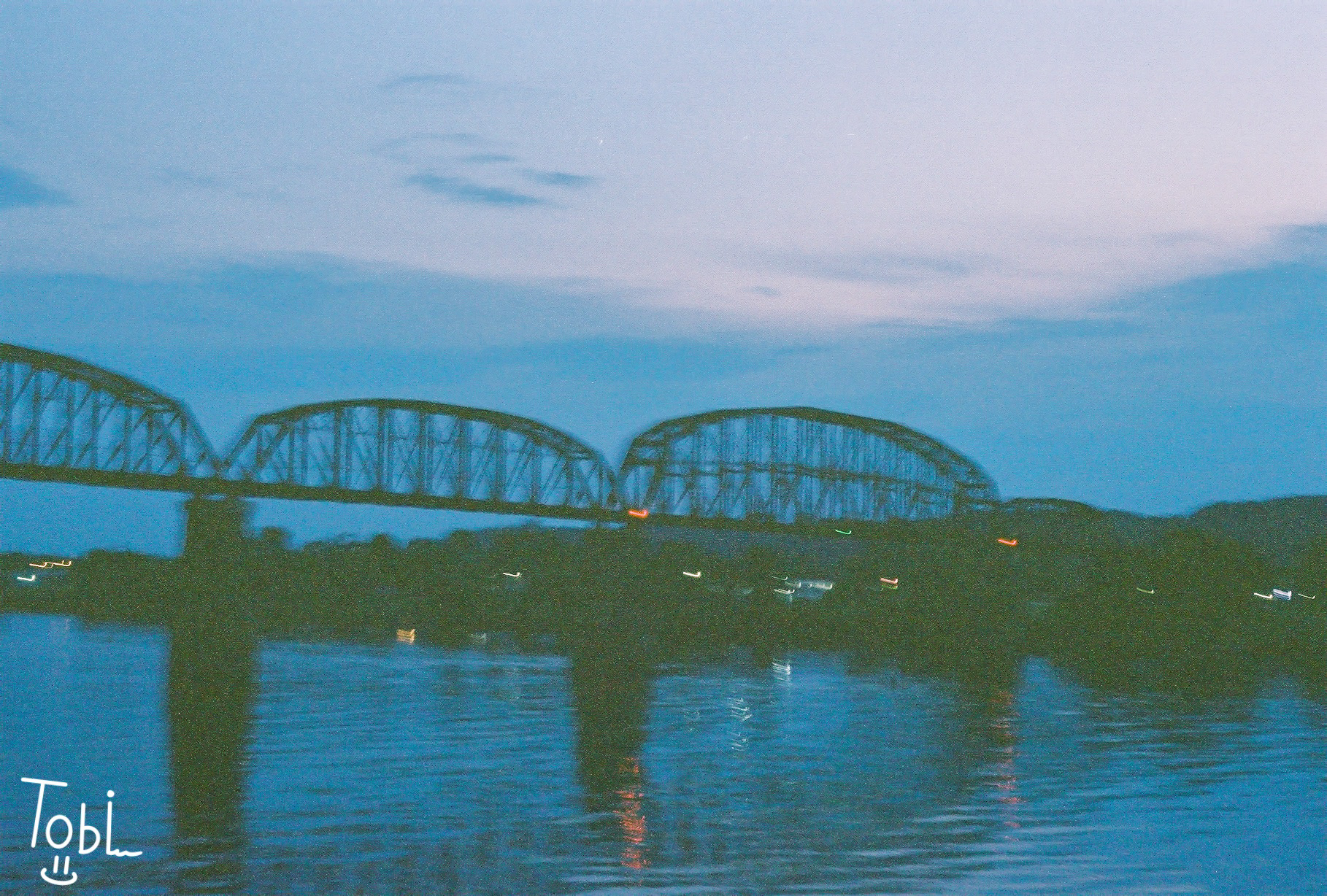 Taken on film at night time, but I like it, don't even get me started on the bridges/trains around this area. 