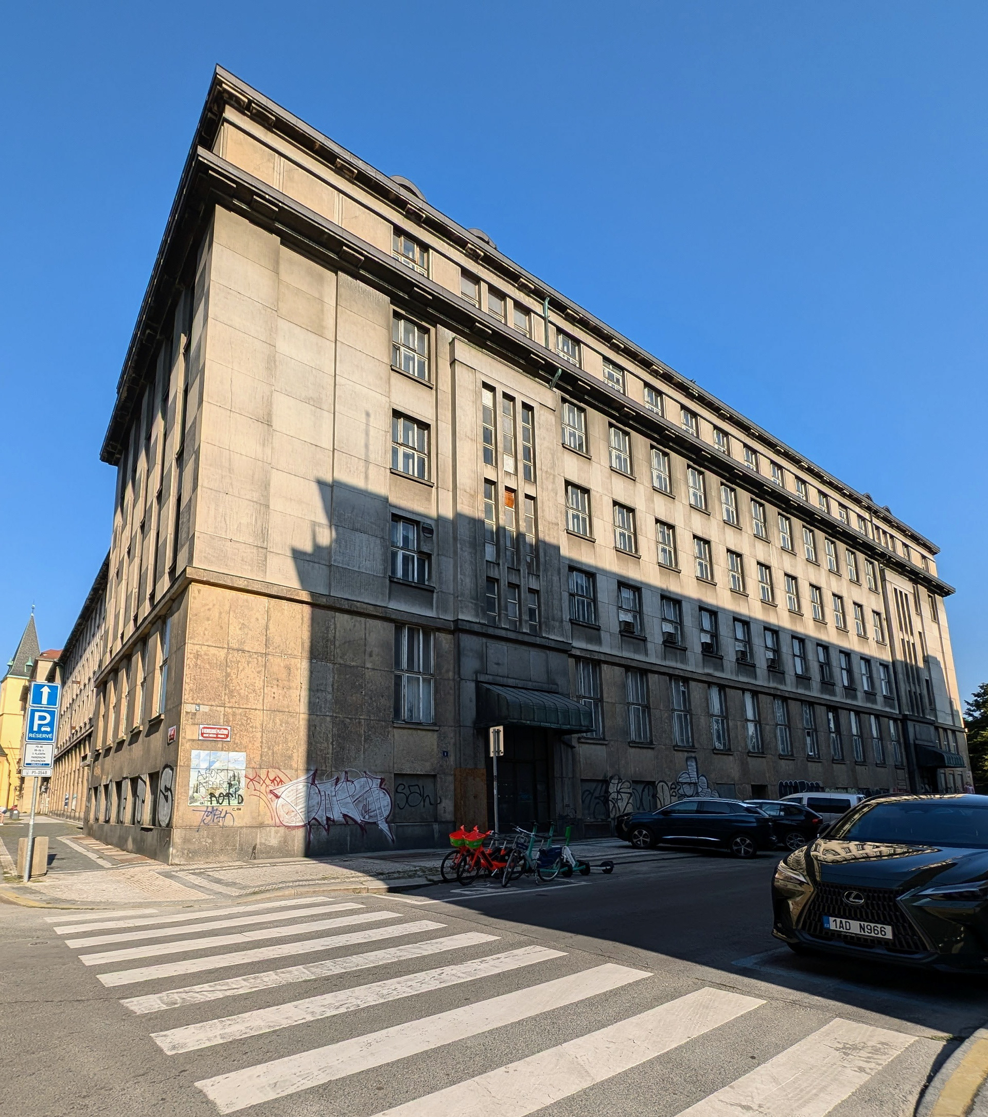 Klimentská Street
