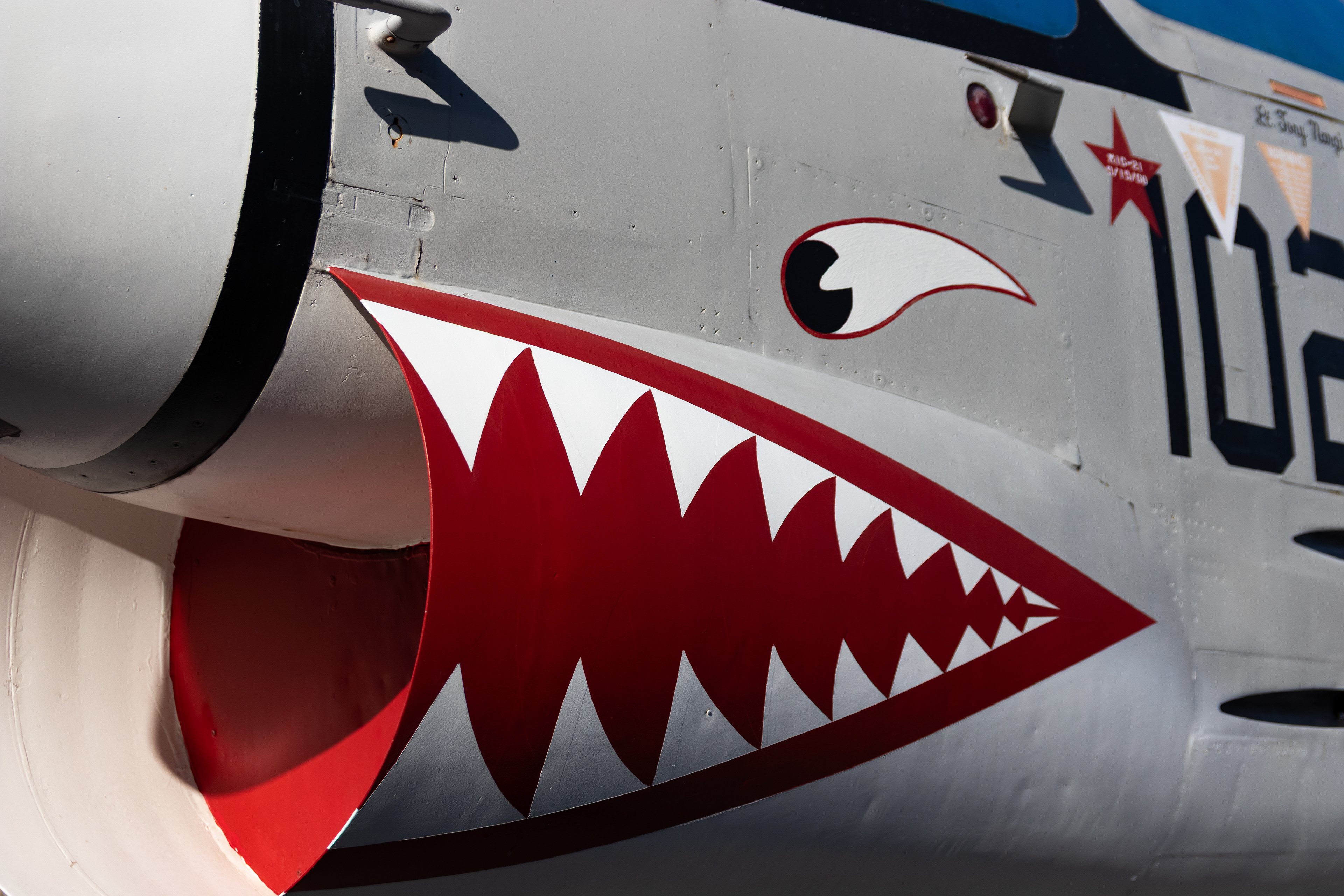  F-8 Vought Crusader, USS Intreprid