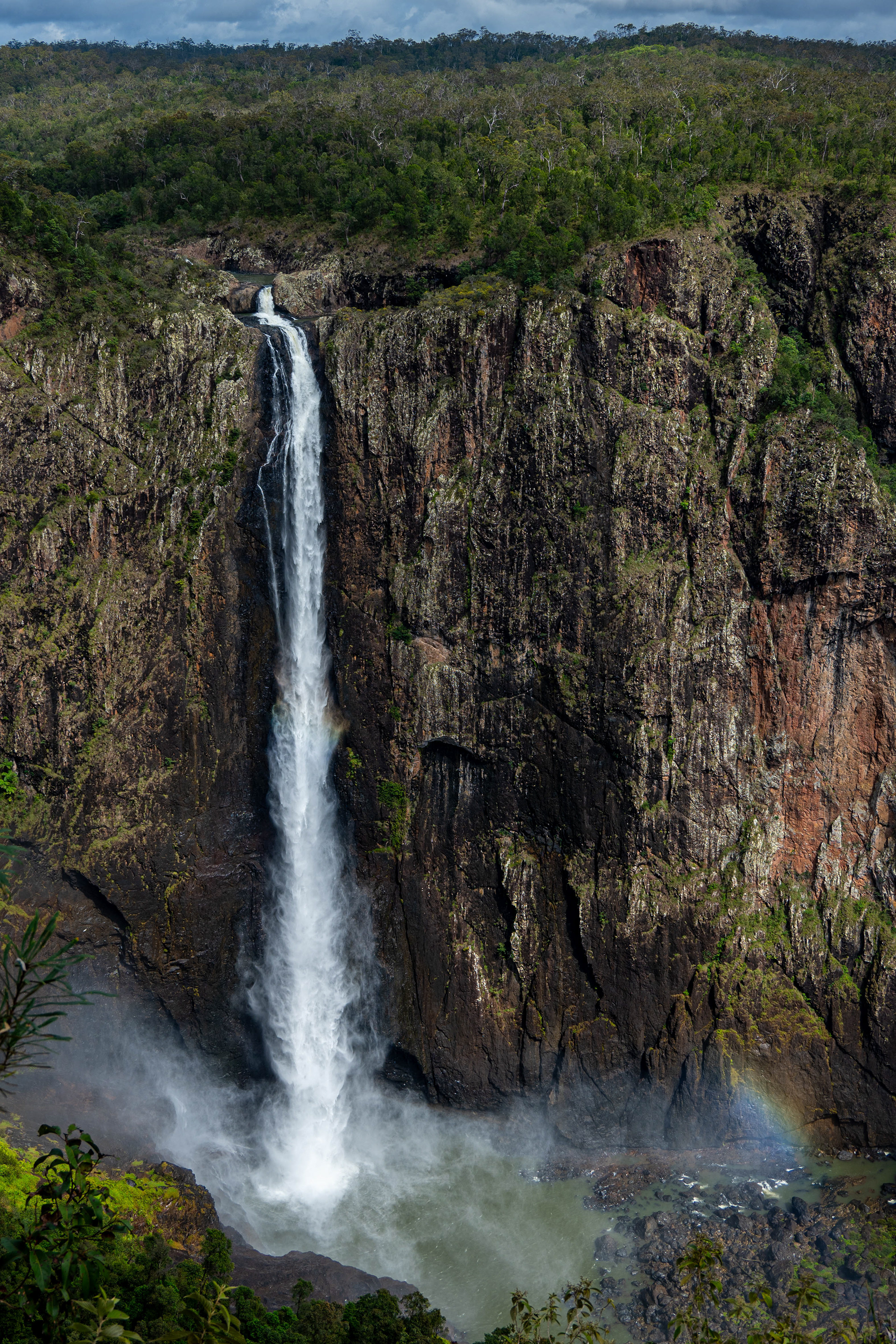 Wallaman Falls