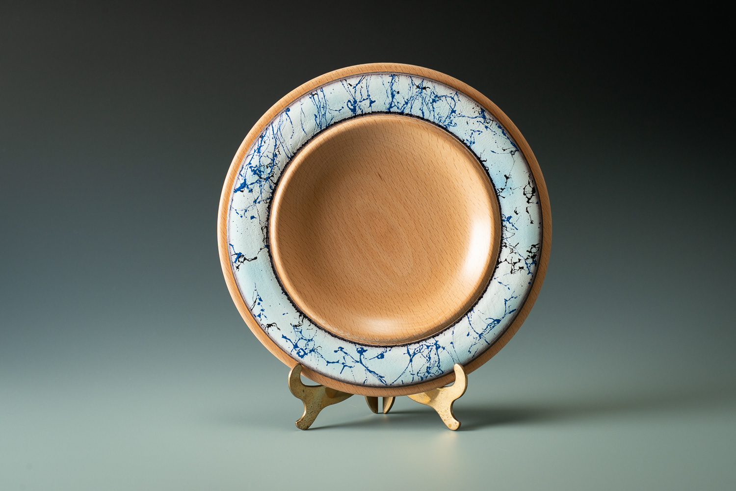 8 1/4" Europen Beach platter with painted rim. Inspired by Nick Agar $65