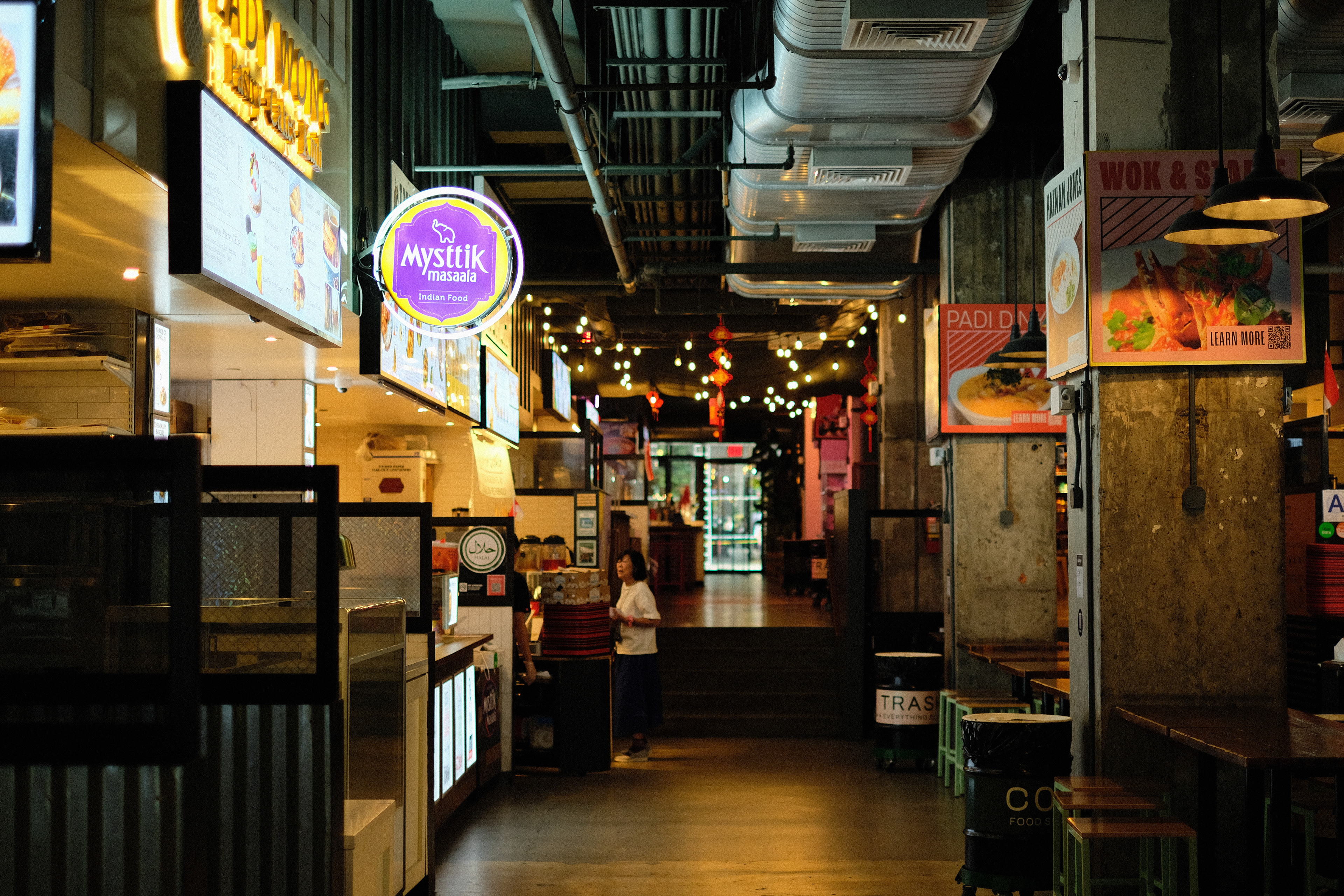A Singaporean food hall in Midtown