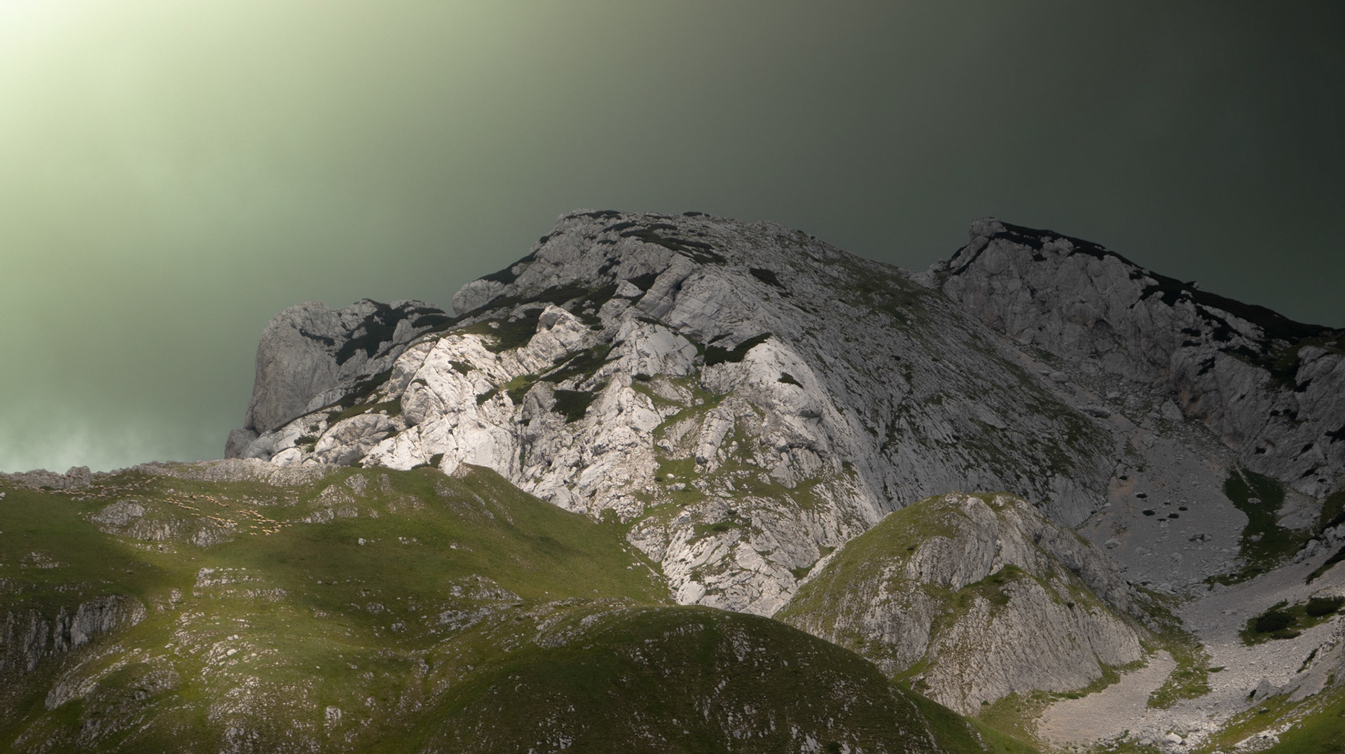 Vue sur le Gruda (2302m)